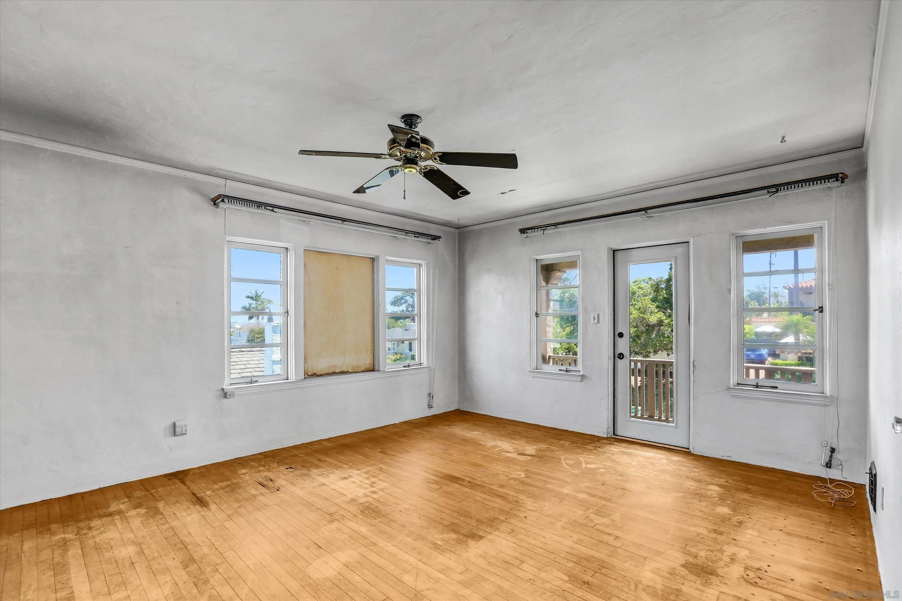 https://cdn.realtyfeed.com/cdn/127/250036732/03db52f601f5dac3166fe55f6189f52b.webp