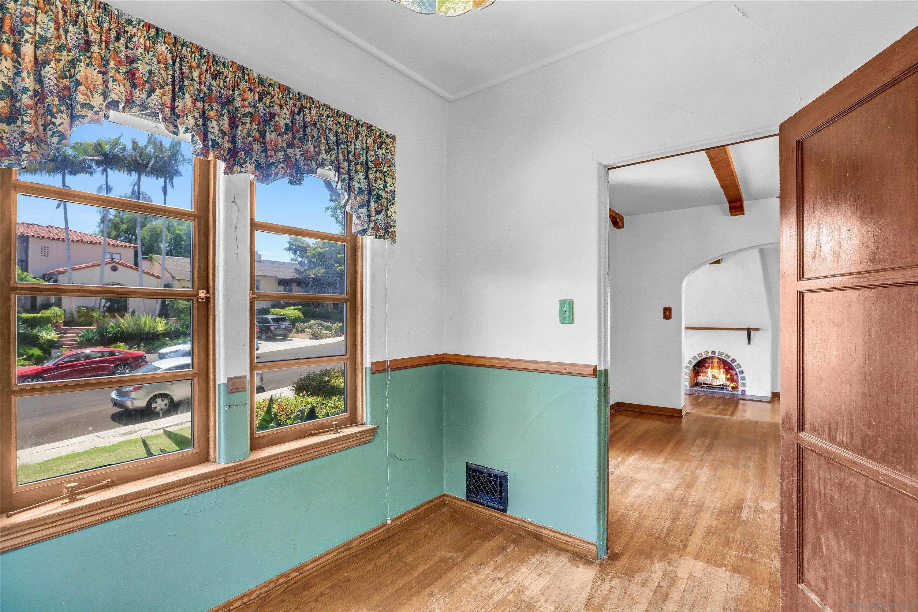 https://cdn.realtyfeed.com/cdn/127/250036732/0c0e2accb493cfcca677cde95447a13a.webp