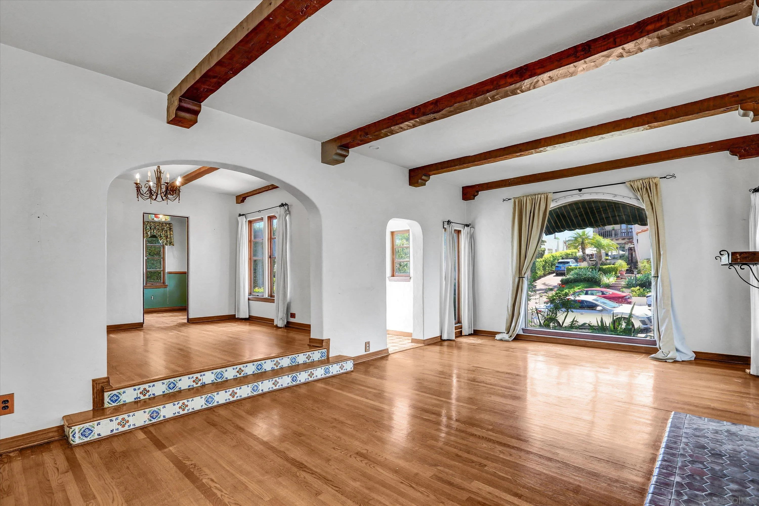 https://cdn.realtyfeed.com/cdn/127/250036732/6dbd27f4856aff3fc4a1e084ac0815cf.webp