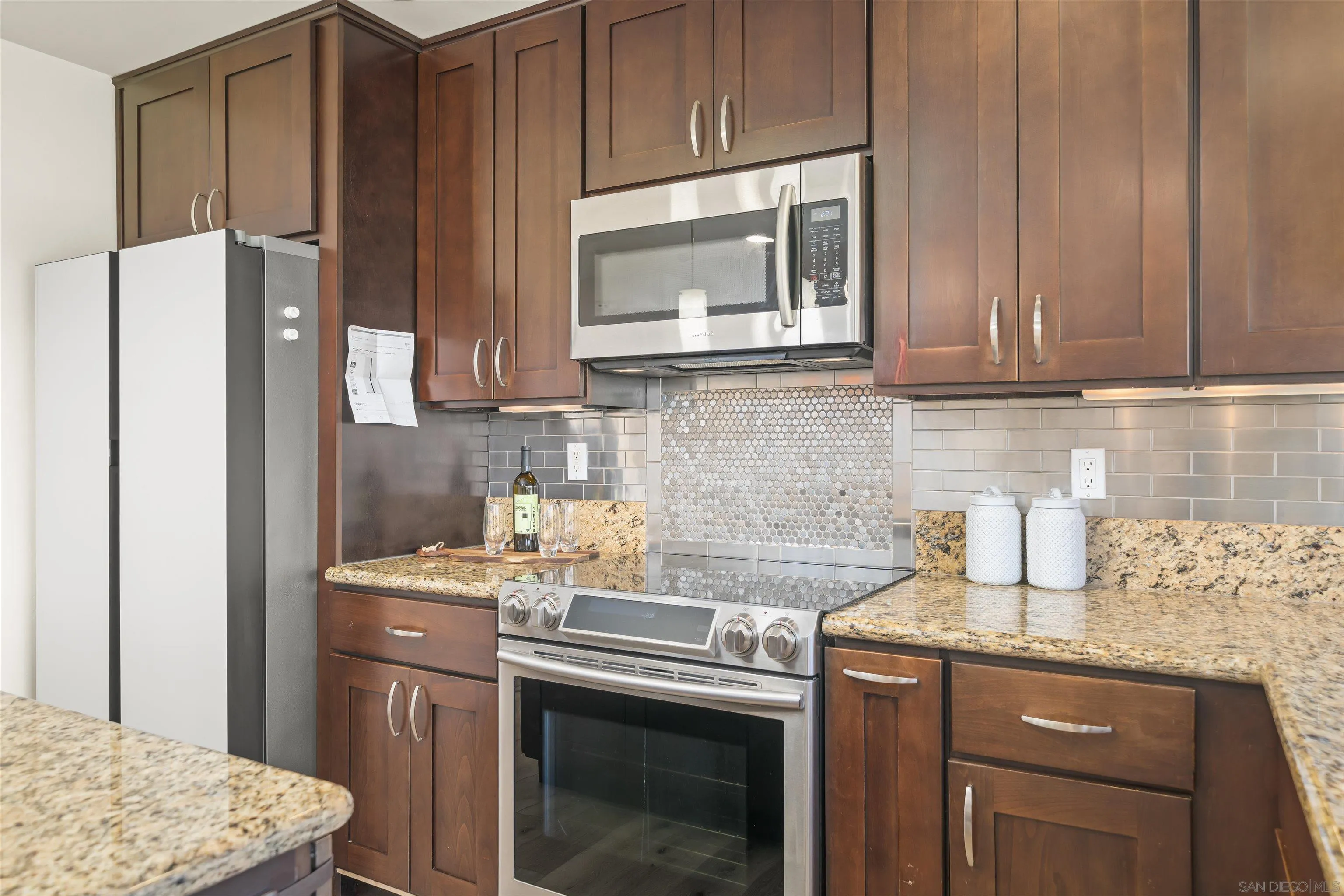 https://cdn.realtyfeed.com/cdn/127/250036733/dec8aac23d4c84028185d1d0317acfda.webp