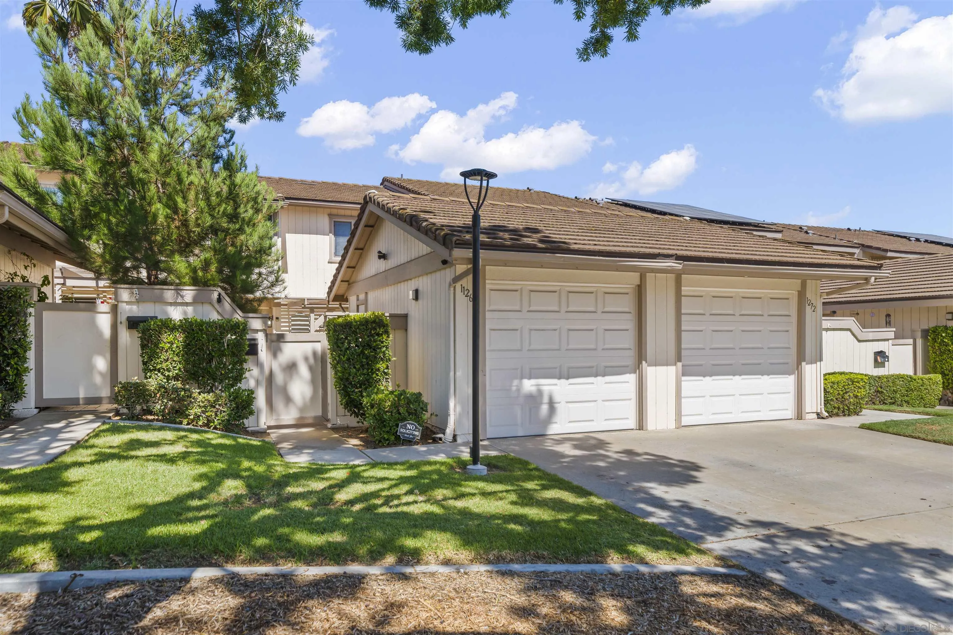 https://cdn.realtyfeed.com/cdn/127/250036733/e95a4db4ed5e4b095b70ff42428a07da.webp