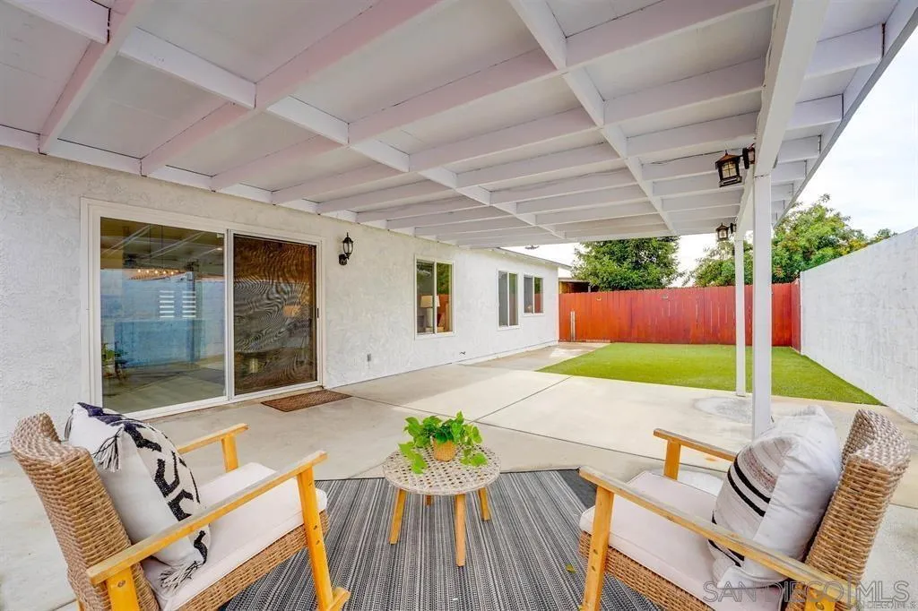 https://cdn.realtyfeed.com/cdn/127/250036736/c77c01fb52a2430469a6e7aea127d265.webp