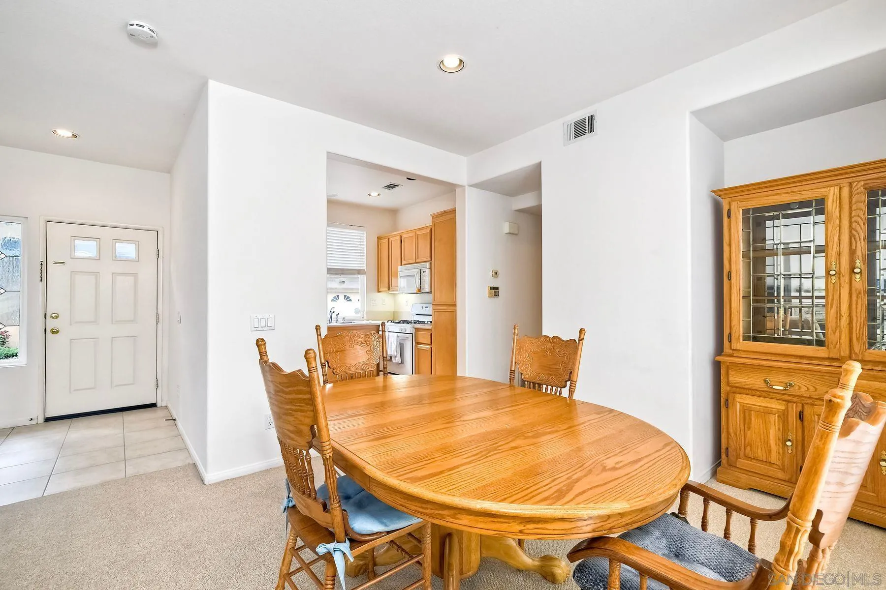 https://cdn.realtyfeed.com/cdn/127/250036737/1870906180593ef20d4e240aa7c07a6a.webp