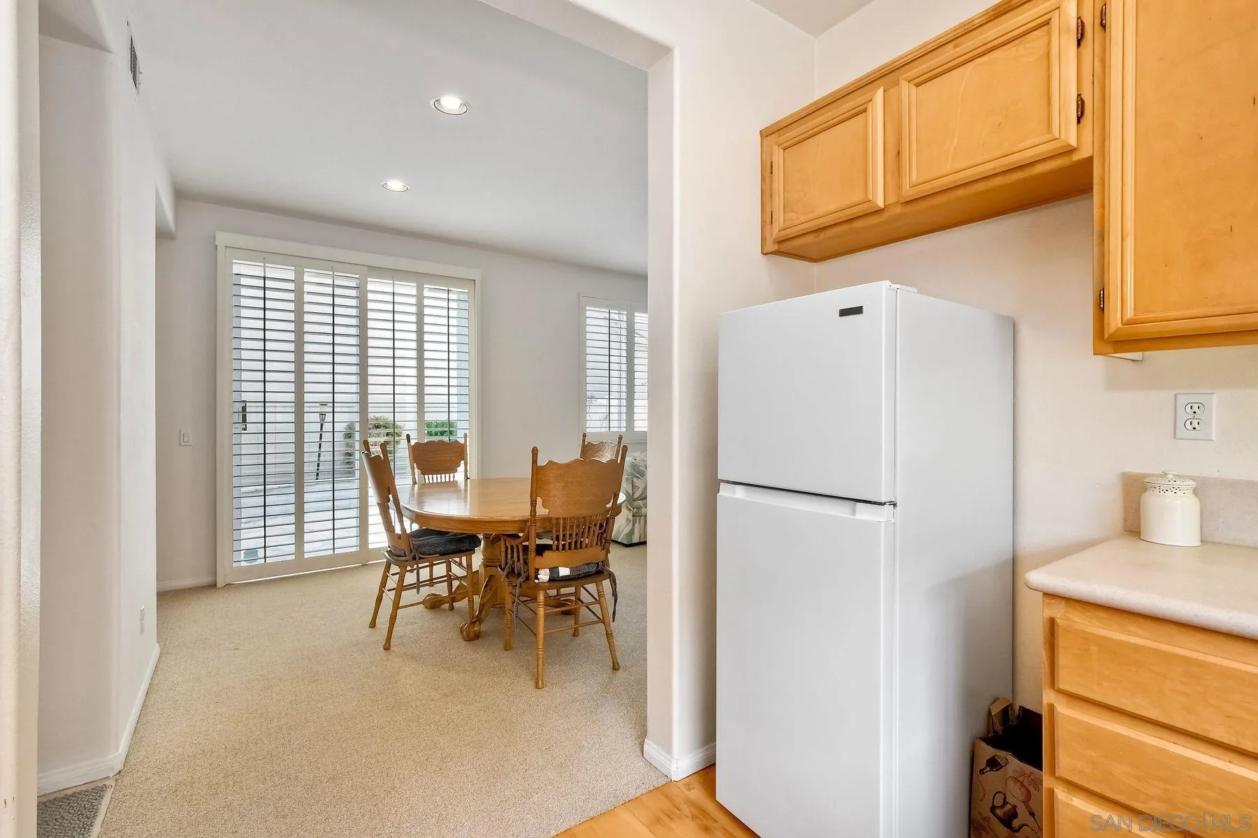 https://cdn.realtyfeed.com/cdn/127/250036737/fed56fa5c9638fc3c983d11dd290f1dc.webp