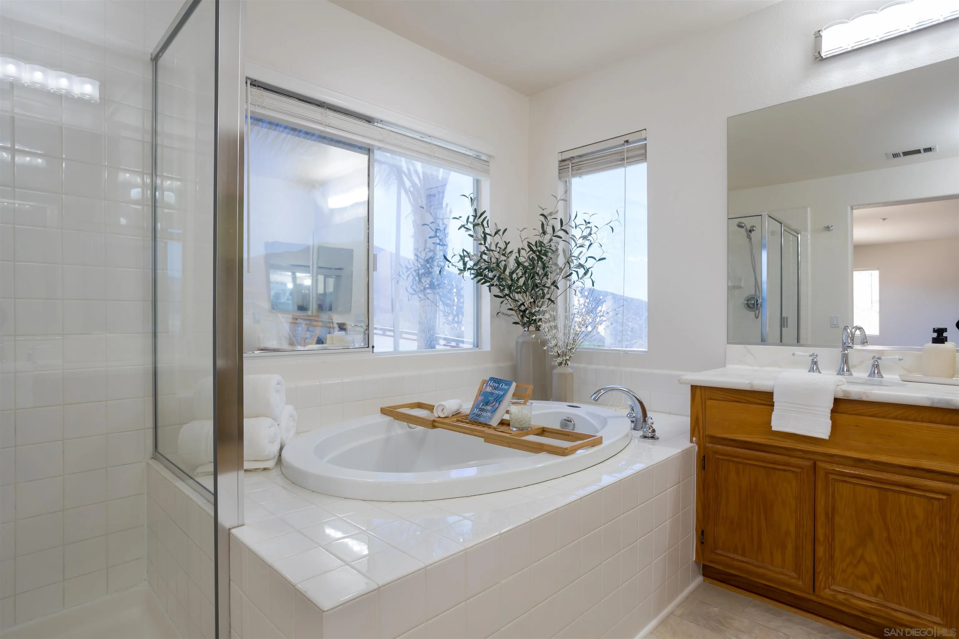 https://cdn.realtyfeed.com/cdn/127/250036740/6a3b0ed094785557c7184d6faf596aac.webp