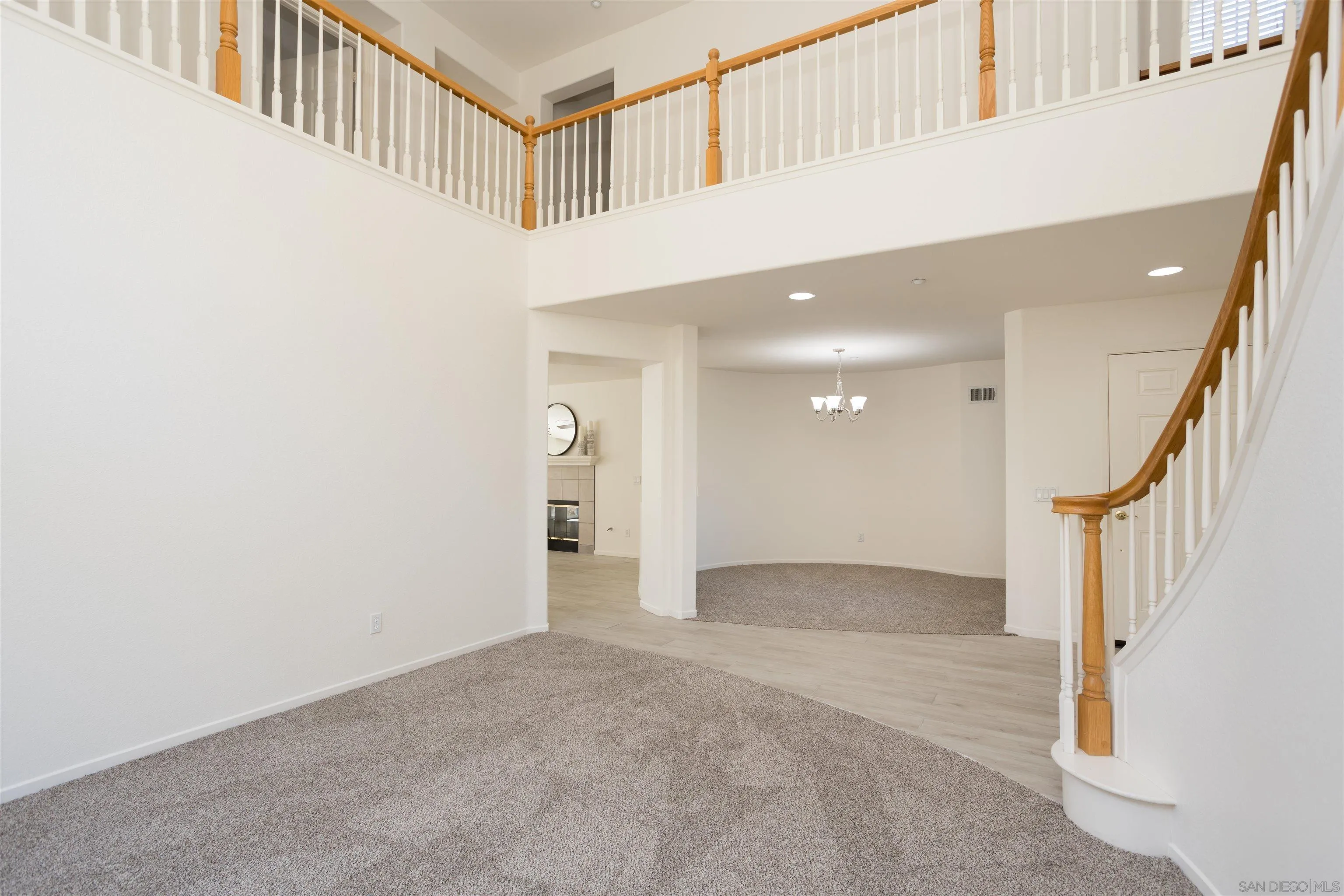 https://cdn.realtyfeed.com/cdn/127/250036740/86eca7ec10dffd7498a08a8dc97ada89.webp