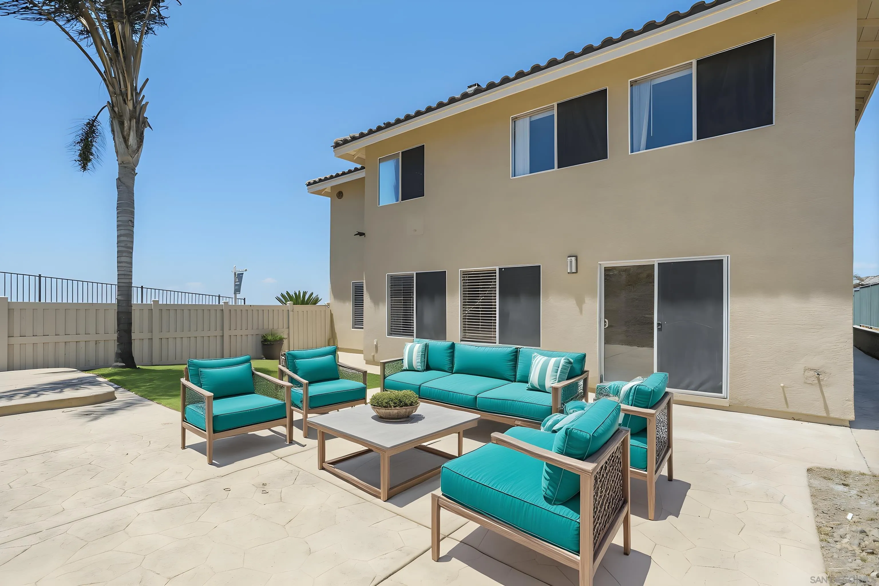 https://cdn.realtyfeed.com/cdn/127/250036740/b7aff3df5e16fa5576ab3a199d3ddf6e.webp