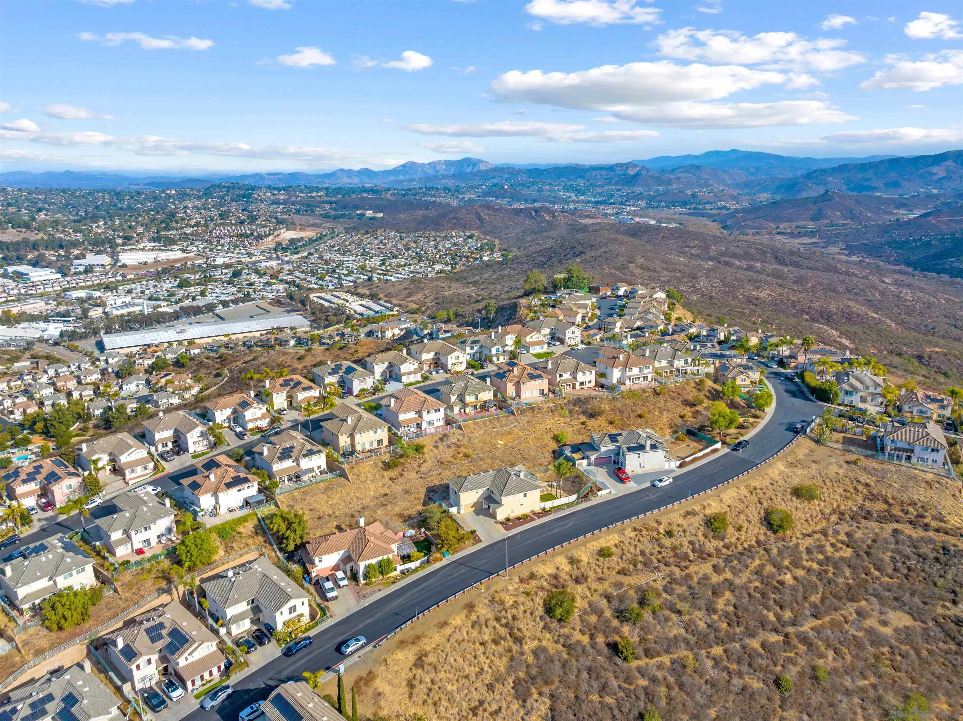https://cdn.realtyfeed.com/cdn/127/250036740/da53b34988f082f8da1c1140b397ffbe.webp