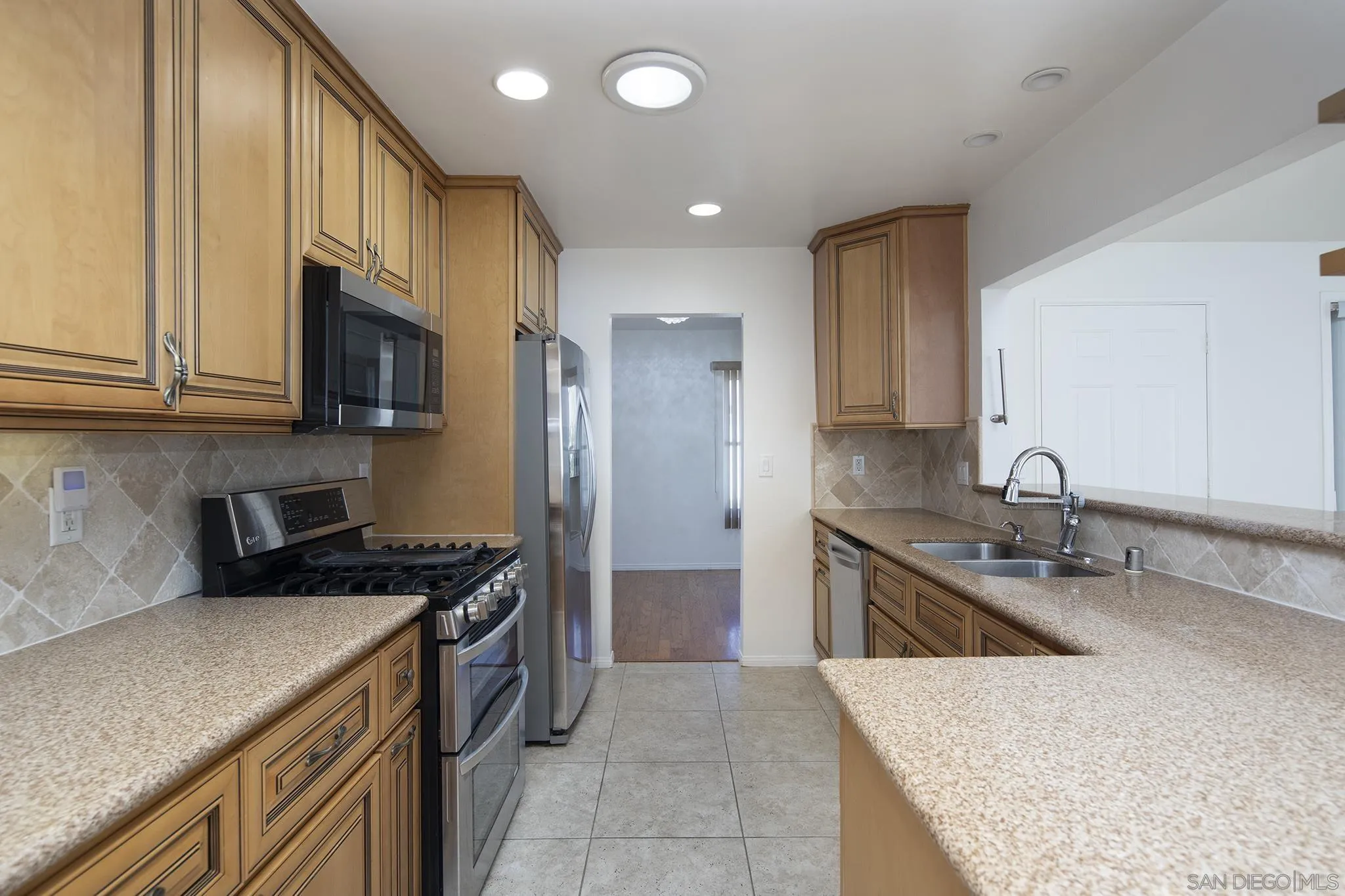https://cdn.realtyfeed.com/cdn/127/250036743/4f46f9dafbb0953a7ce31d2a8b1f2a9a.webp