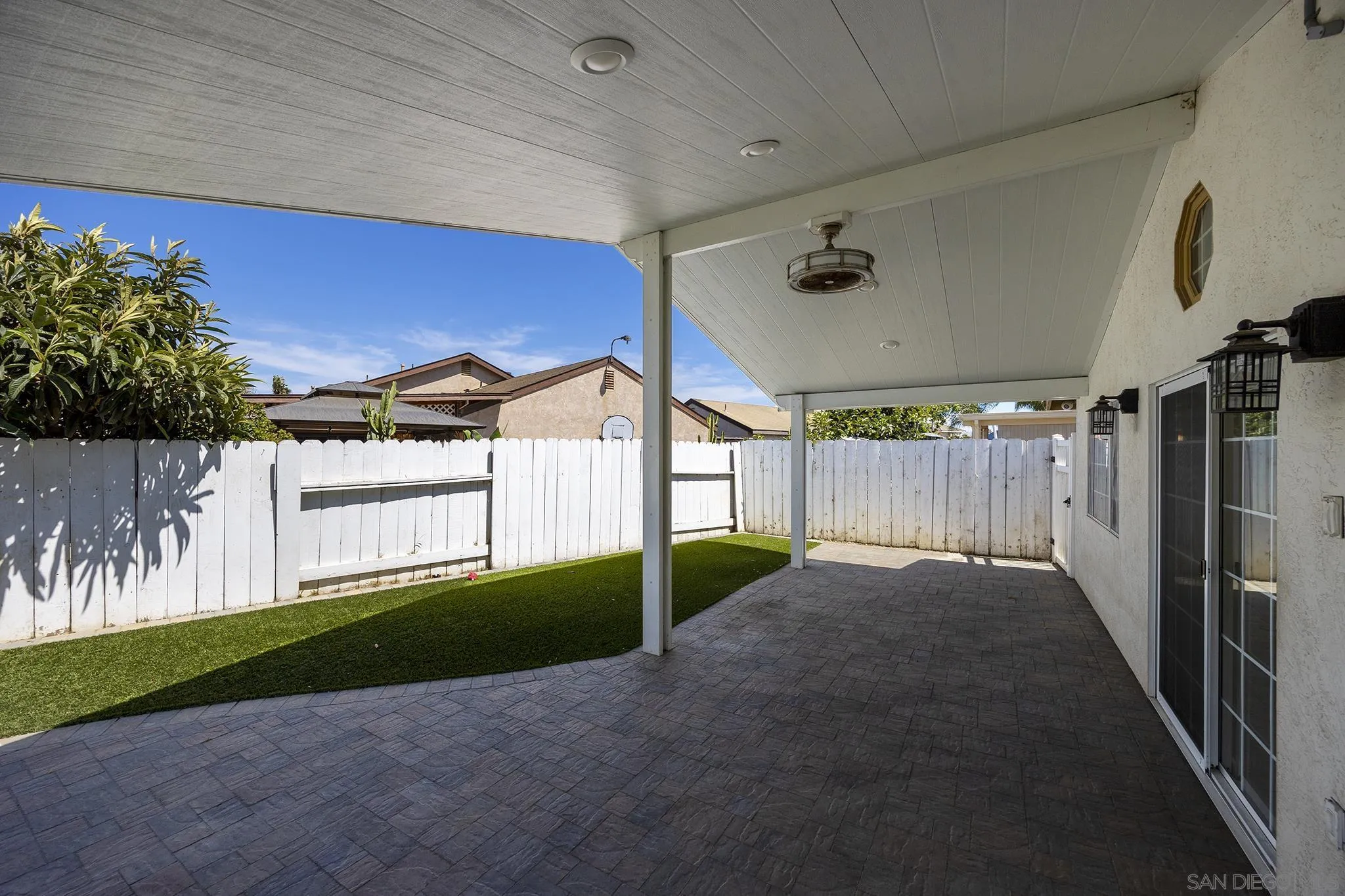 https://cdn.realtyfeed.com/cdn/127/250036743/e54d71197156ce6faa9bc44b8cd3c438.webp