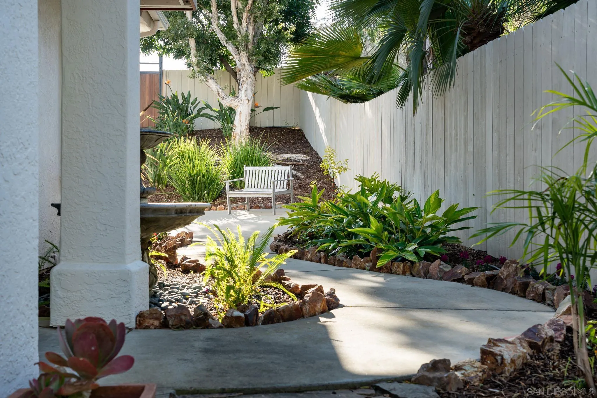 https://cdn.realtyfeed.com/cdn/127/250036744/d5c29ea29810a8f9d8f6886be4050b67.webp
