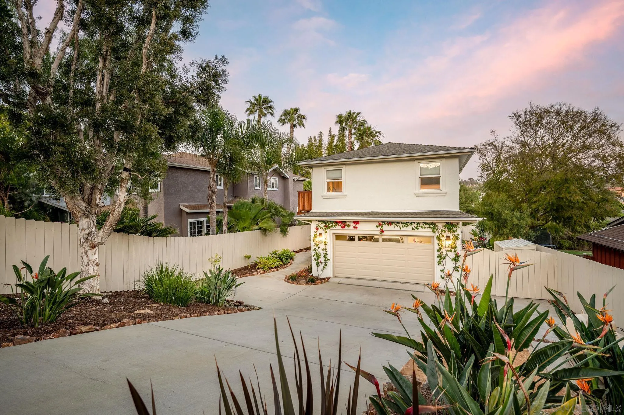 https://cdn.realtyfeed.com/cdn/127/250036746/ad5295b83aa1a4179964aa8454bb0096.webp