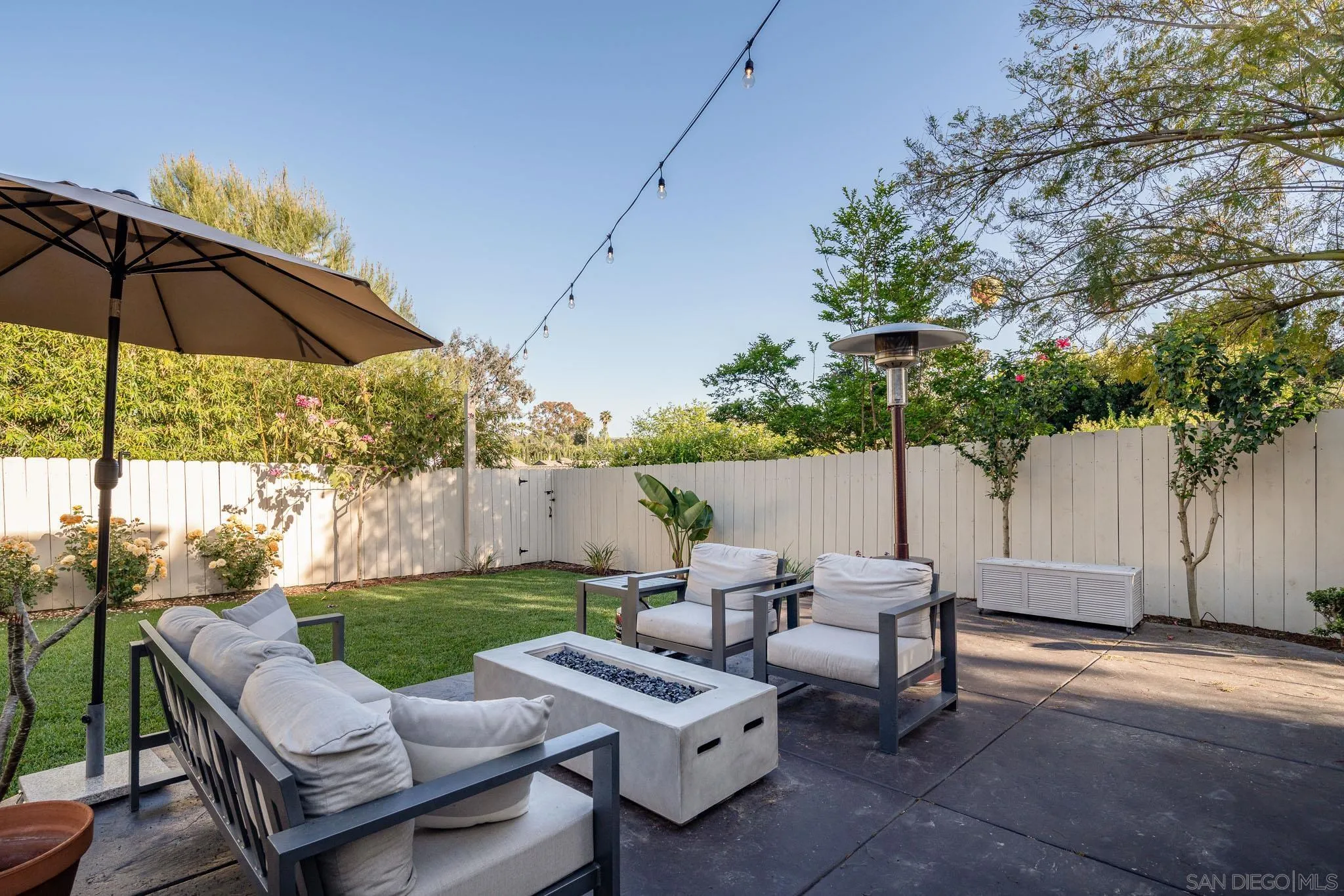 https://cdn.realtyfeed.com/cdn/127/250036746/ccd6ca74db91e9ada04acb50309dc660.webp