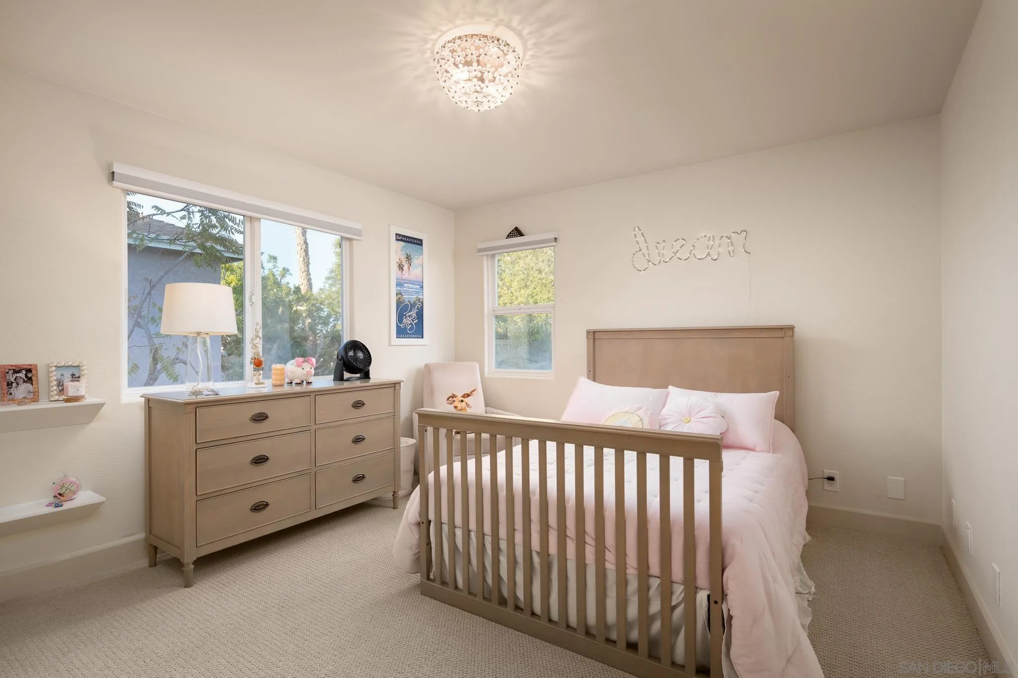 https://cdn.realtyfeed.com/cdn/127/250036746/d4dfda129ae0a7c07e32859f9fee8288.webp