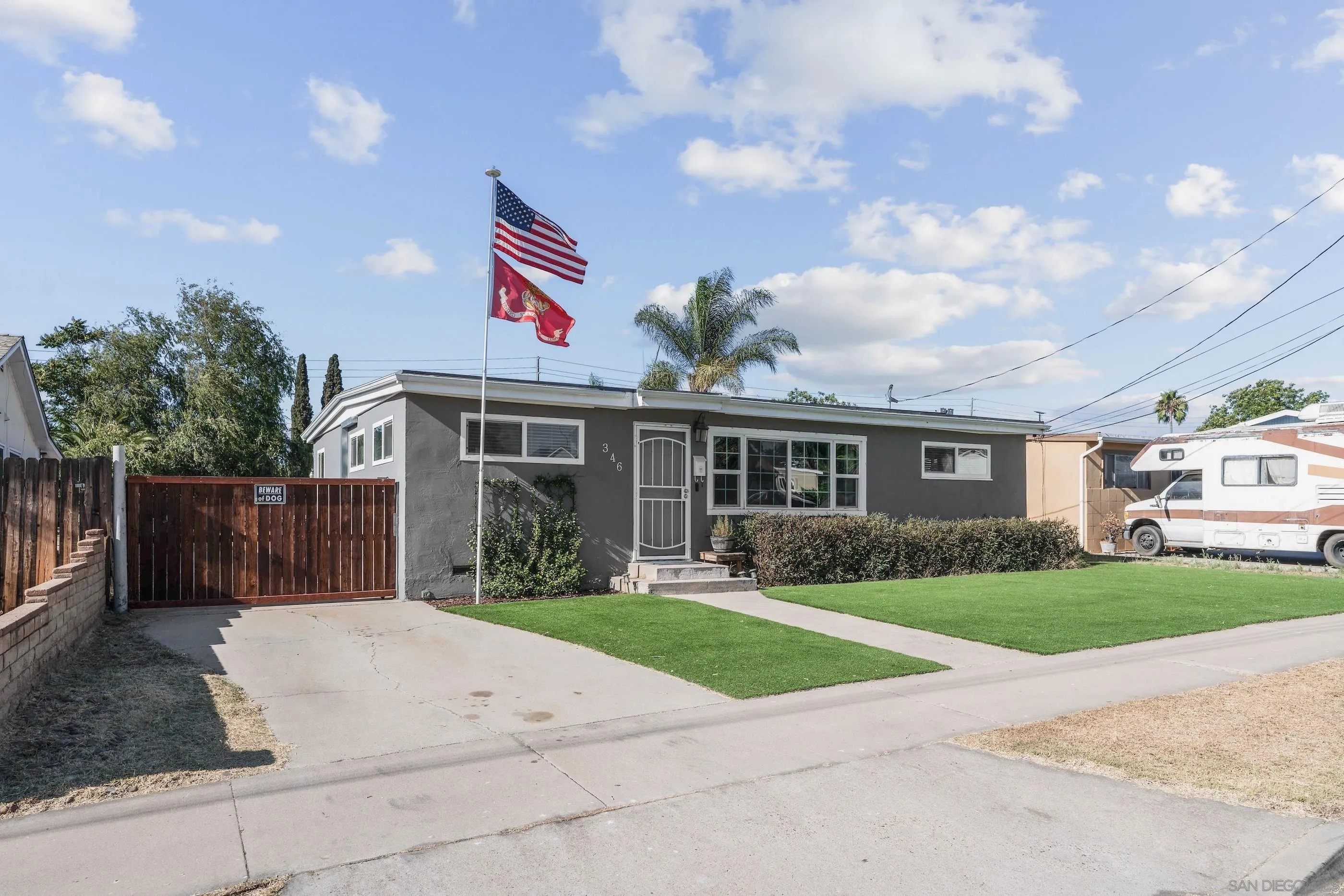 https://cdn.realtyfeed.com/cdn/127/250036747/04135401157cbda73128c2a9bbad0ba2.webp