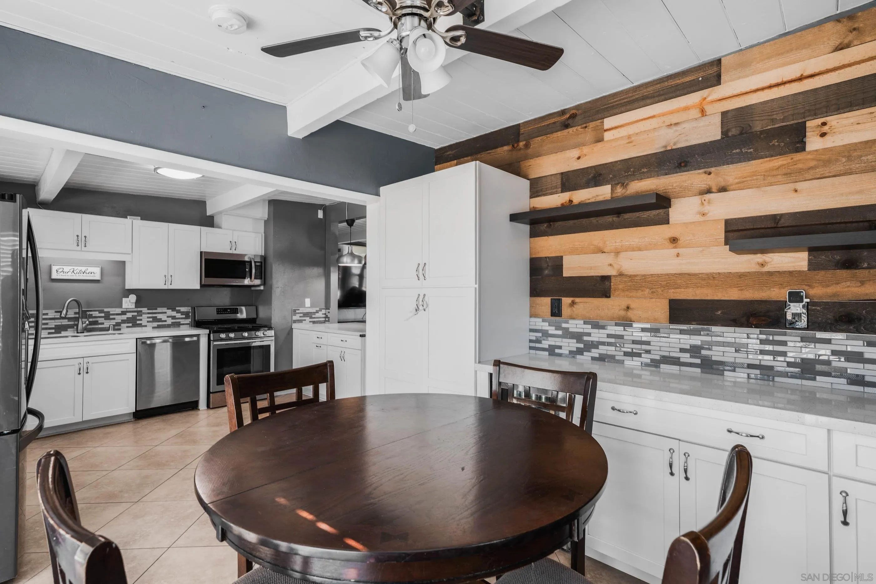 https://cdn.realtyfeed.com/cdn/127/250036747/152273efb3cda0a65692af5d9d24c2fb.webp