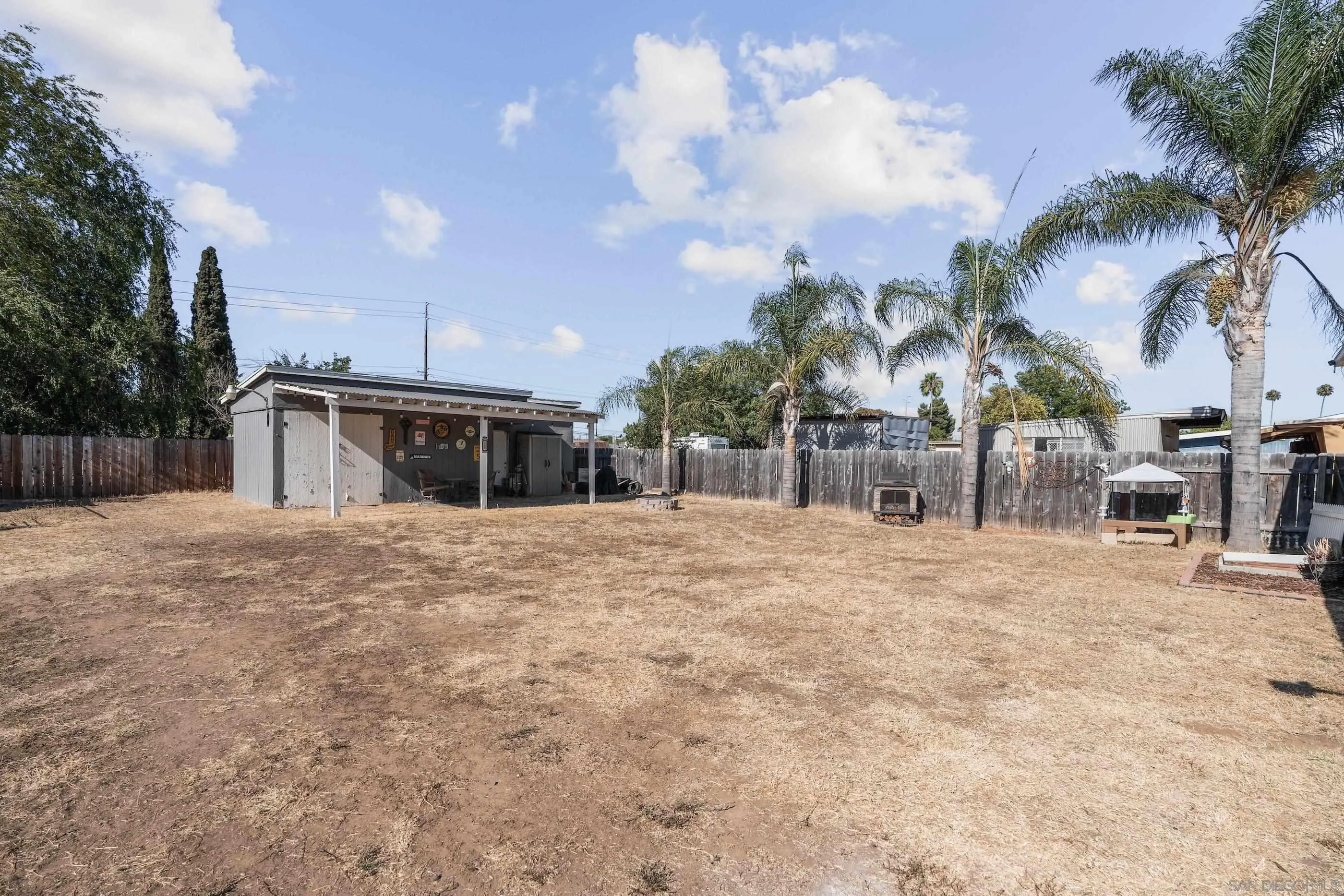 https://cdn.realtyfeed.com/cdn/127/250036747/27bb2fb6f8e5006ce43b7130833eb513.webp