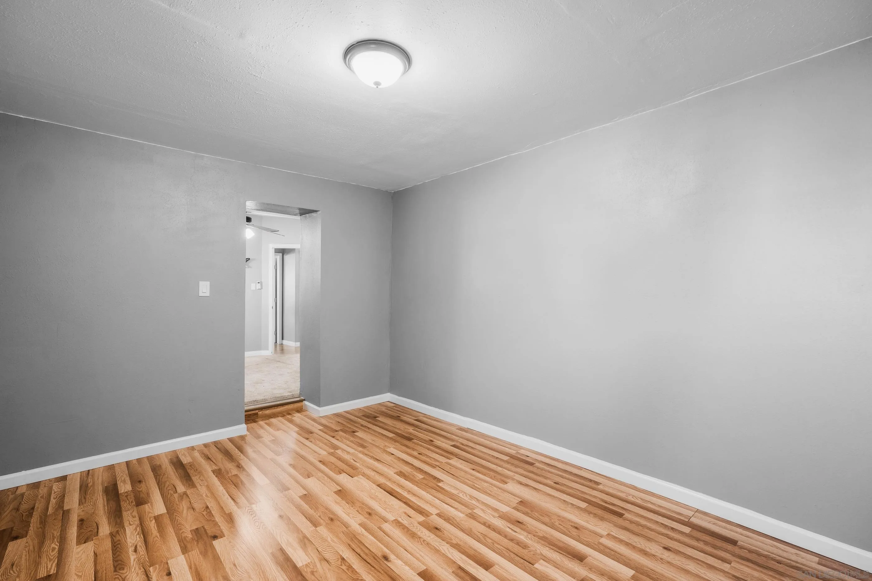 https://cdn.realtyfeed.com/cdn/127/250036747/5191dea8751b2ff32d923fdf890d2258.webp