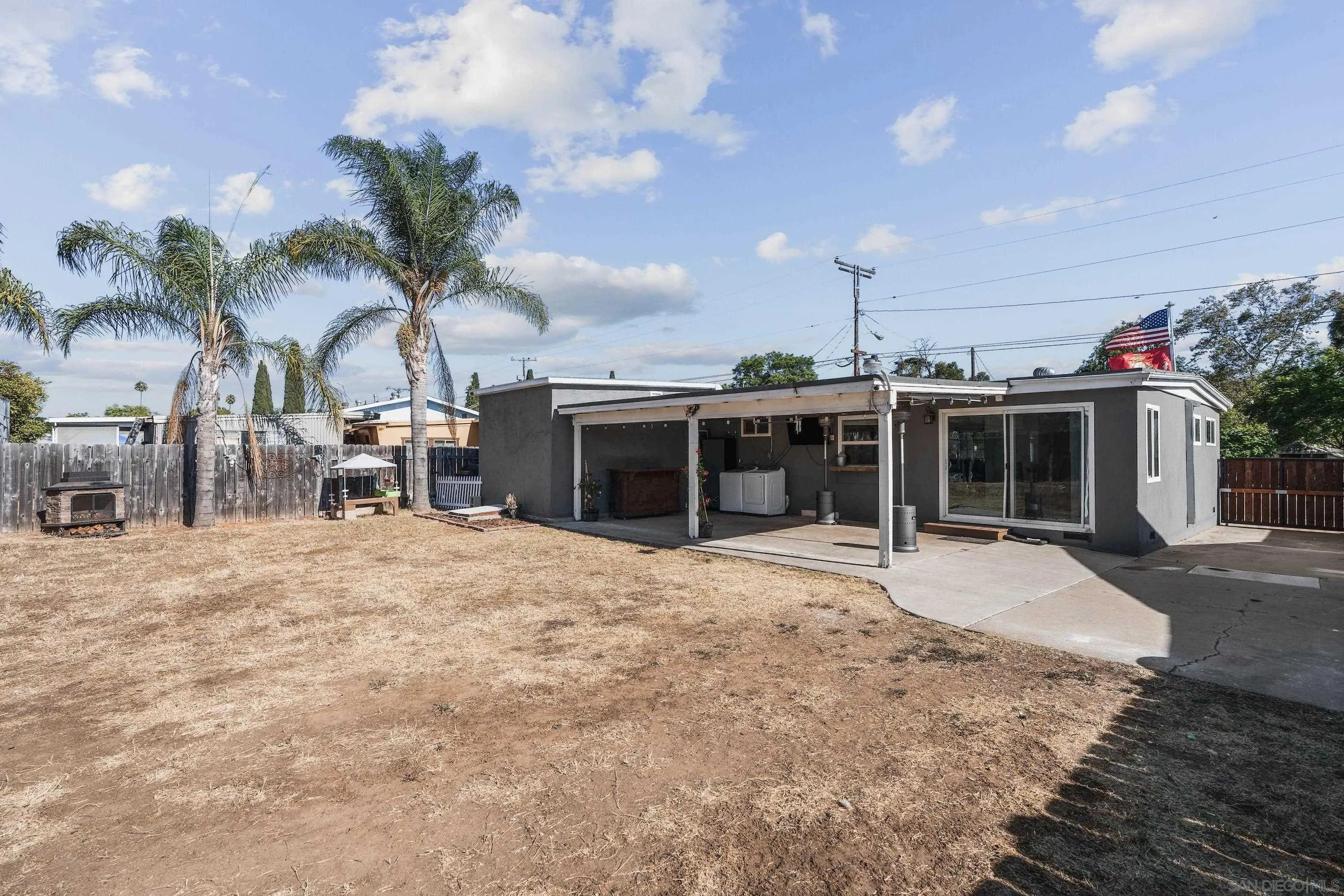https://cdn.realtyfeed.com/cdn/127/250036747/51beaa45f3402847e294bfa4d05f4421.webp