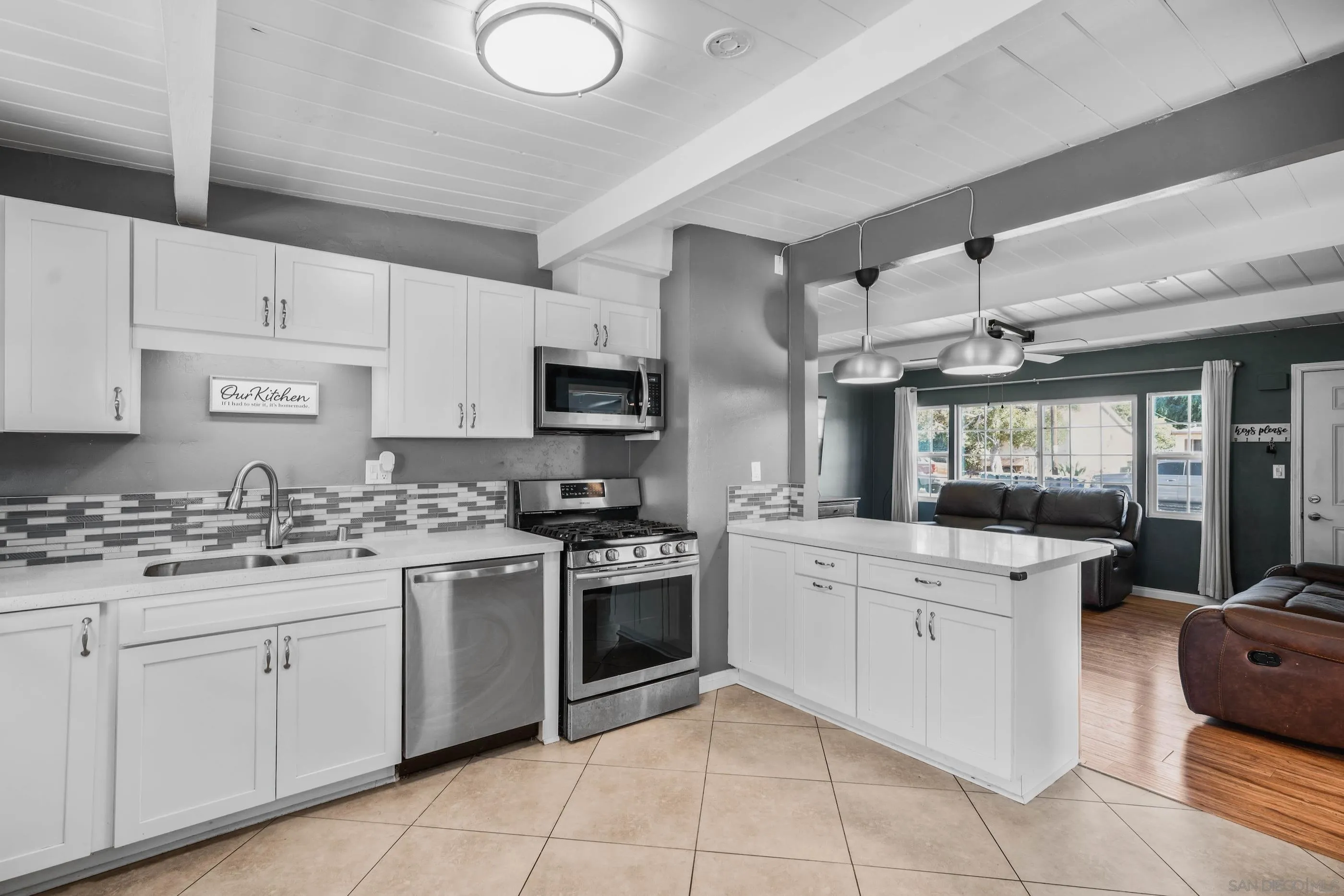 https://cdn.realtyfeed.com/cdn/127/250036747/575b334fcf148c8c16b1ba6dadc37cd4.webp