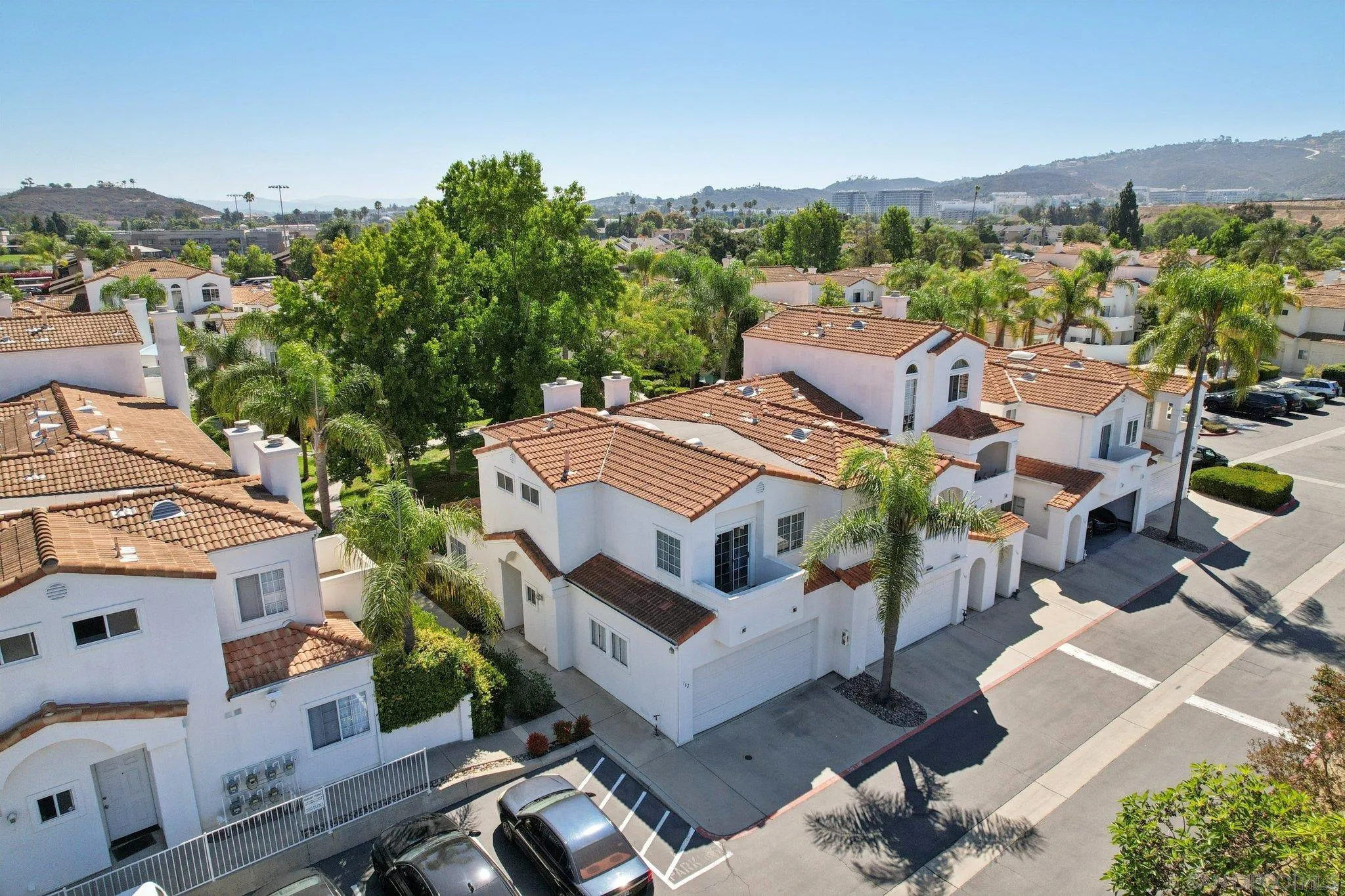 https://cdn.realtyfeed.com/cdn/127/250036748/08ded22eb757907559b4a26305c191be.webp