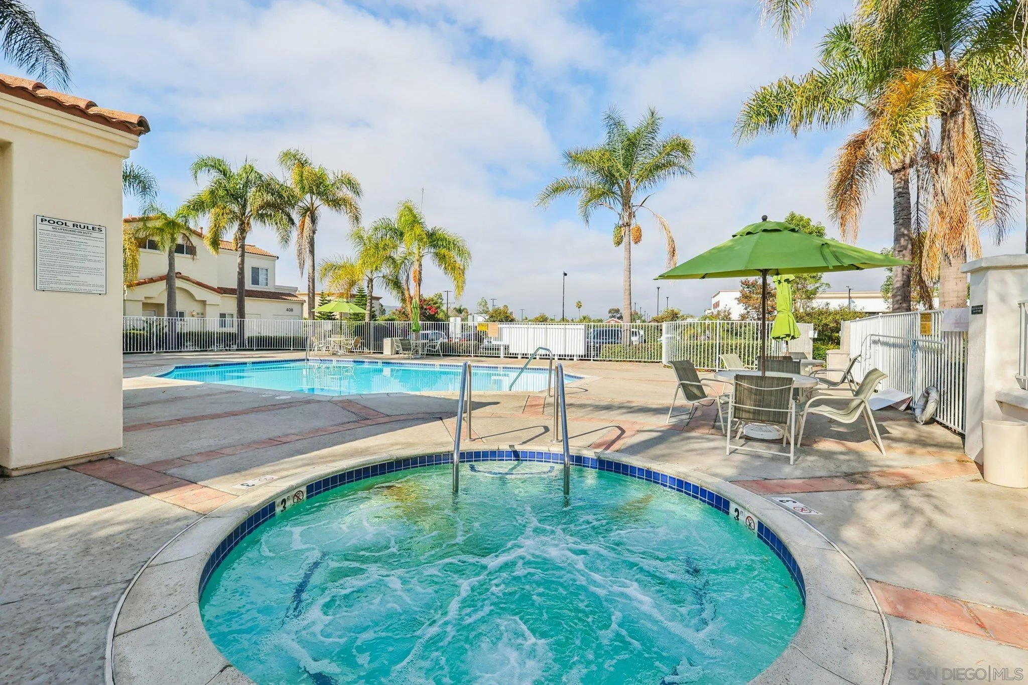 https://cdn.realtyfeed.com/cdn/127/250036748/4cdecbd32f25b34377fd453635a1dcfa.webp