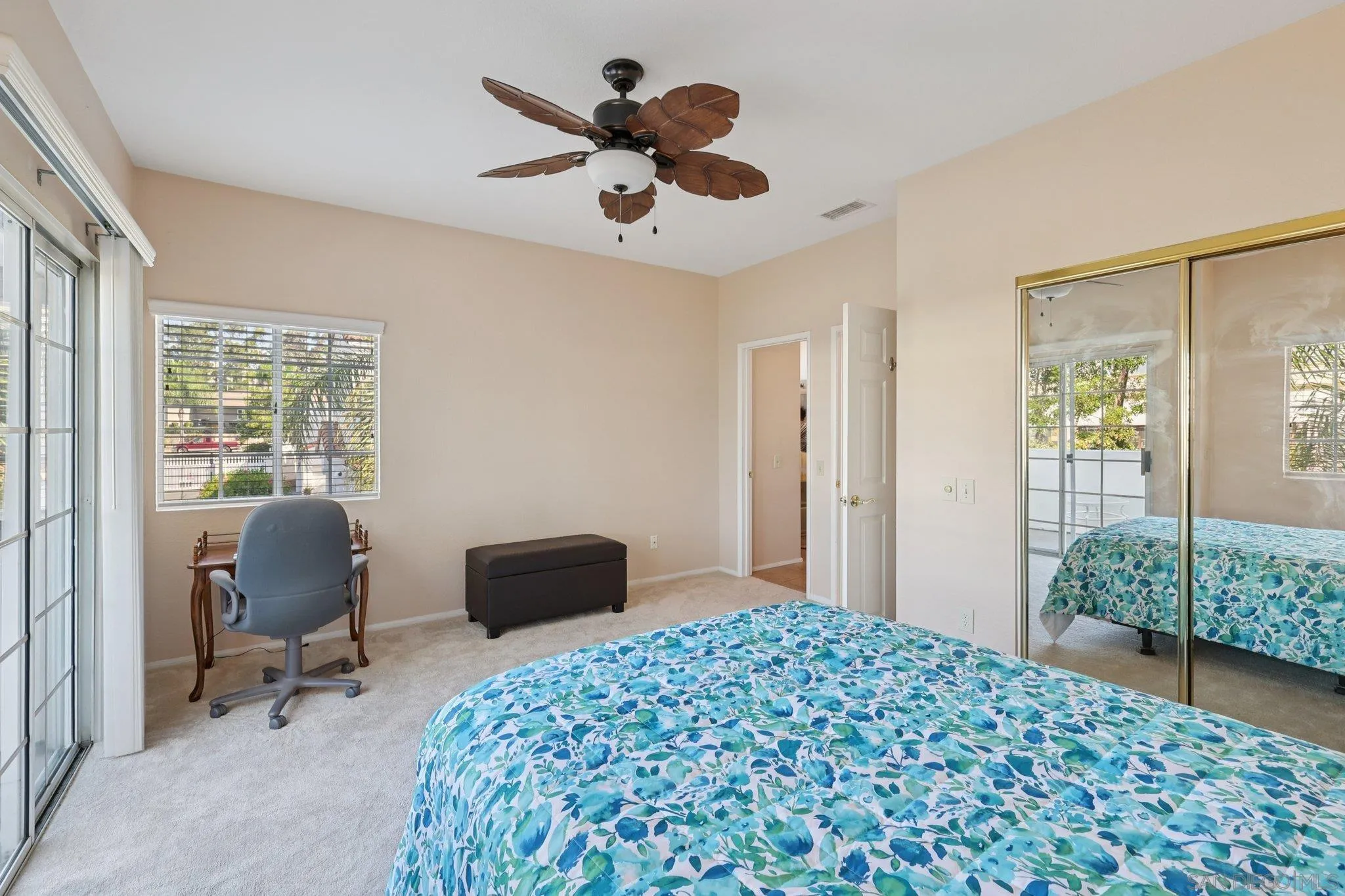 https://cdn.realtyfeed.com/cdn/127/250036748/e5b712ad02b8b15b103f32144ccc132e.webp