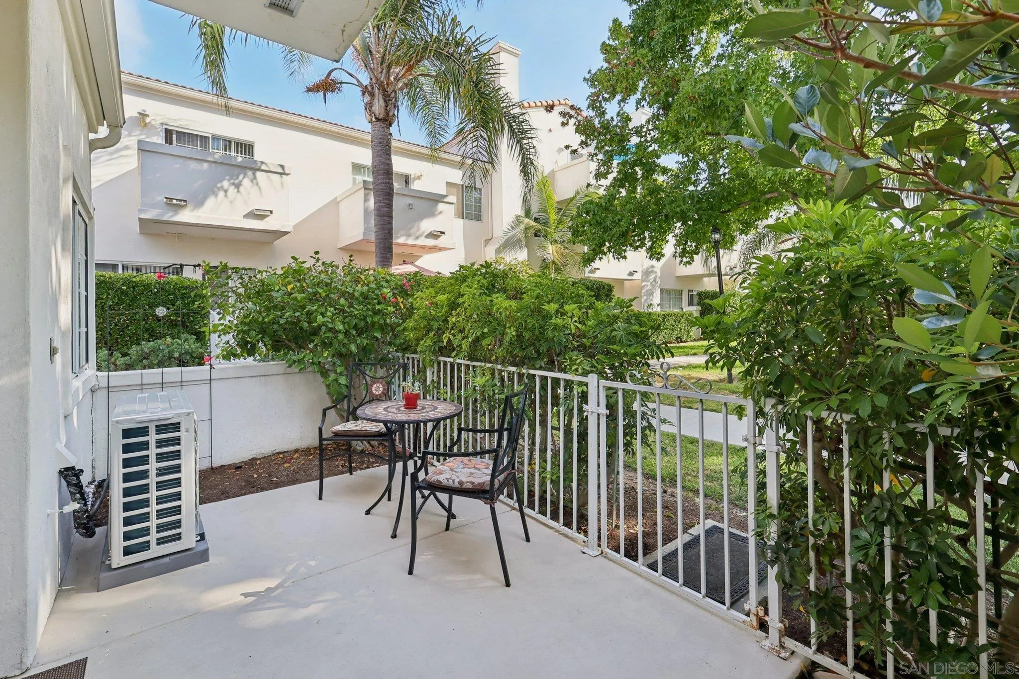 https://cdn.realtyfeed.com/cdn/127/250036748/f861d9e0778fa5d1415339490036a6b7.webp