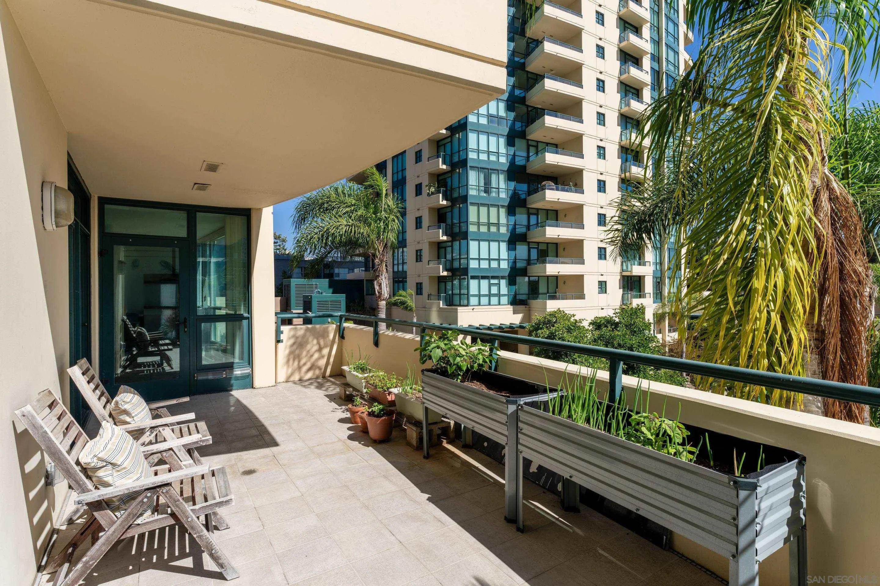 https://cdn.realtyfeed.com/cdn/127/250036749/c49c91e99b1a6d862e6ee10a4c0eccd2.webp