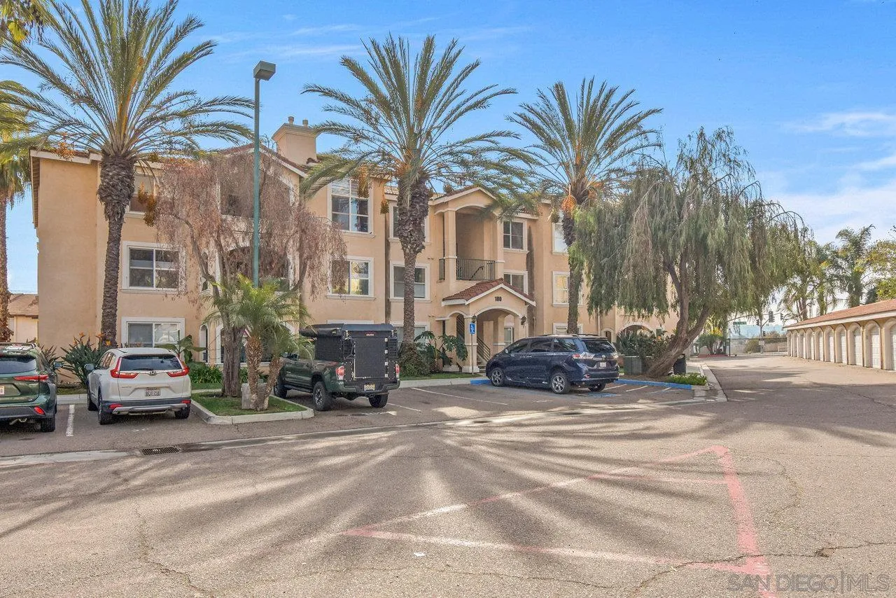 https://cdn.realtyfeed.com/cdn/127/250036752/0c39f49f733c8f69a28c8008818e8ed6.webp
