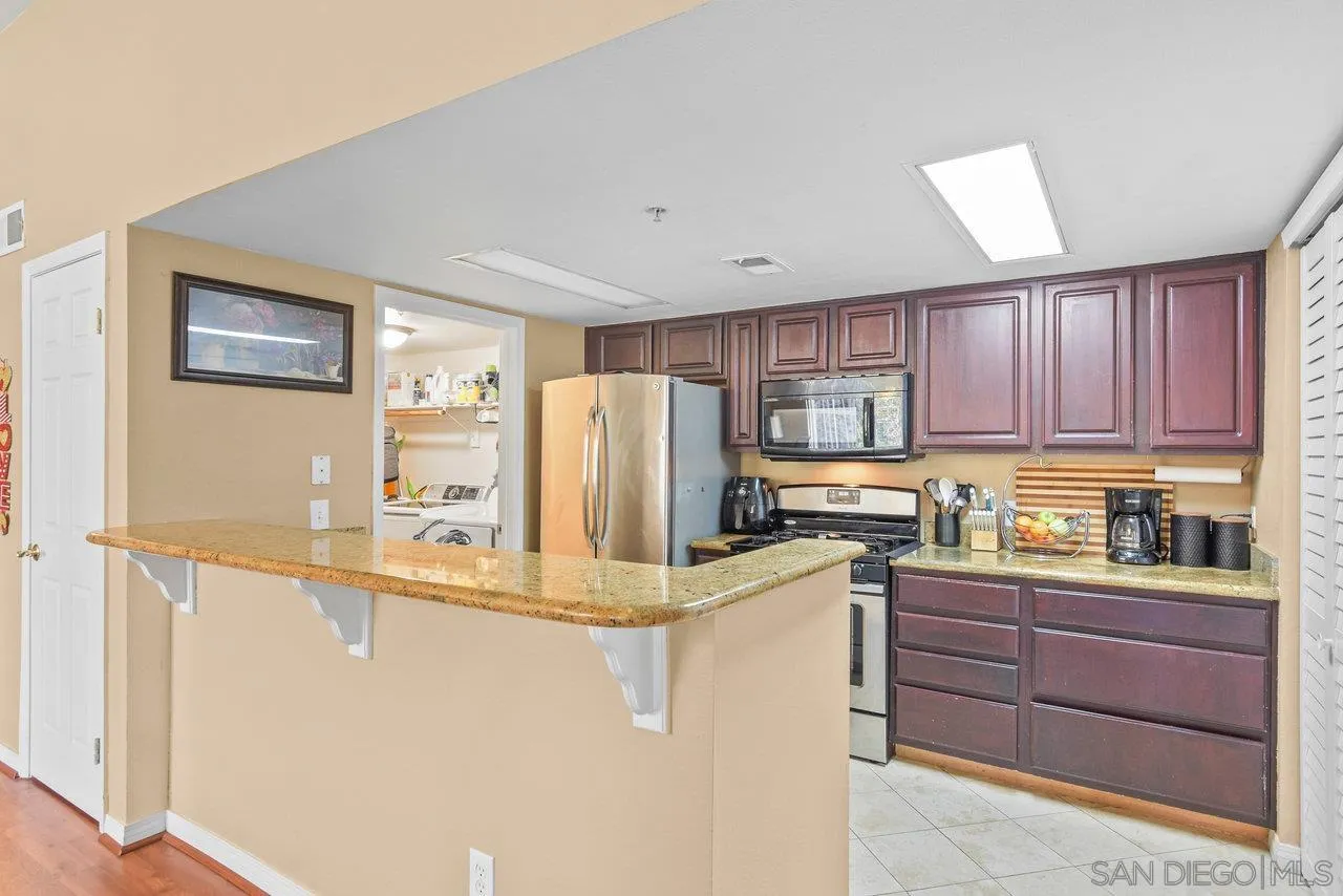 https://cdn.realtyfeed.com/cdn/127/250036752/177cfeddc164e8b3ab2c1a00209ea596.webp