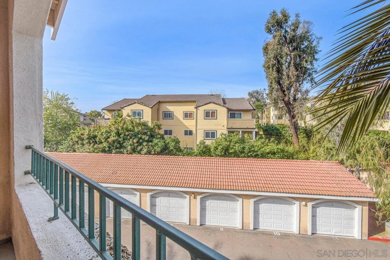 https://cdn.realtyfeed.com/cdn/127/250036752/7f1ae39f36506965722aee4f715dcc6e.webp