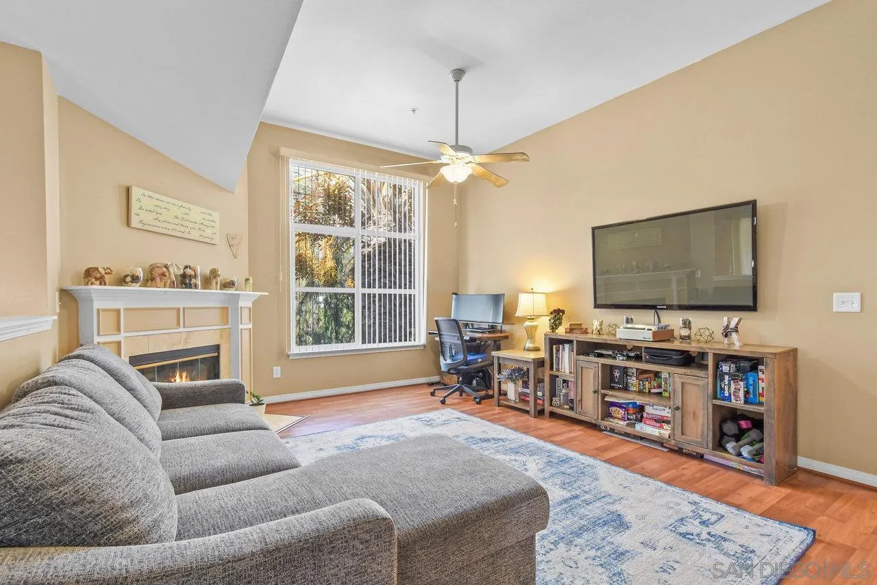 https://cdn.realtyfeed.com/cdn/127/250036752/b4eb8600ac583aff5ec7dd4eb00b1e15.webp
