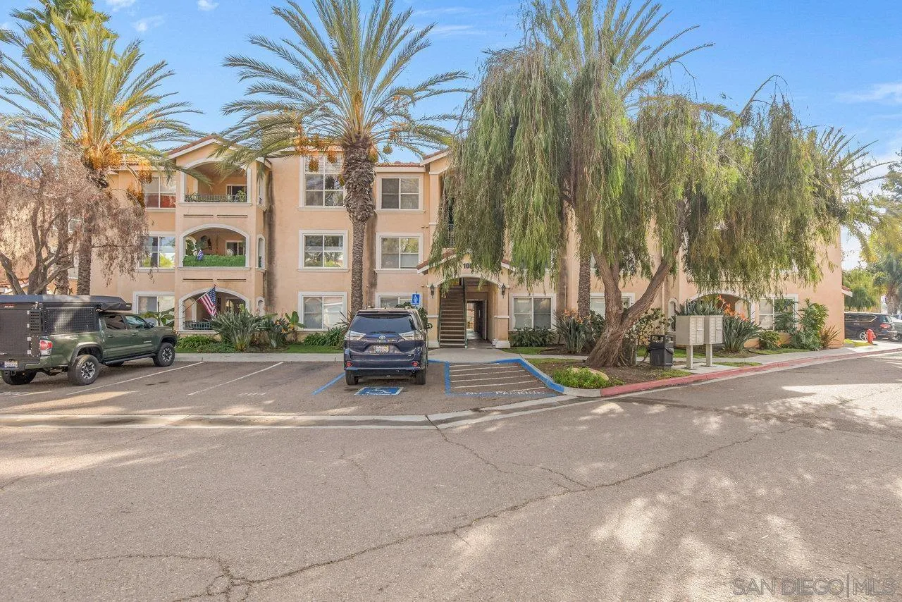 https://cdn.realtyfeed.com/cdn/127/250036752/ba44455f48a75f08486d71fce65d58c7.webp
