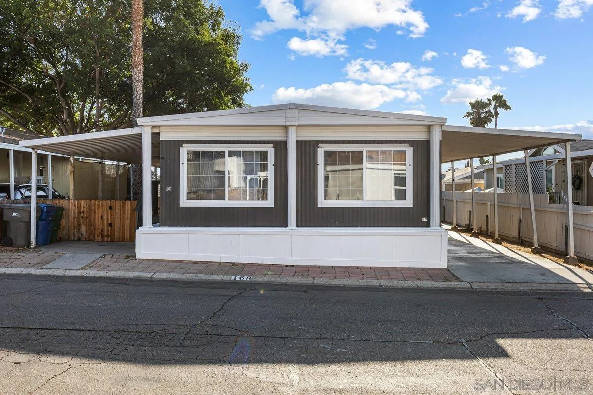 https://cdn.realtyfeed.com/cdn/127/250036754/a3a10bae52cad0563f9c3eed3d07db98.webp