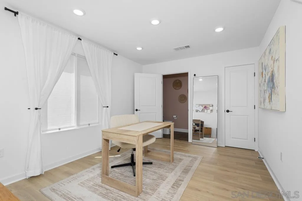 https://cdn.realtyfeed.com/cdn/127/250036756/8f03b941e5e3d2231f5d2946da39b286.webp