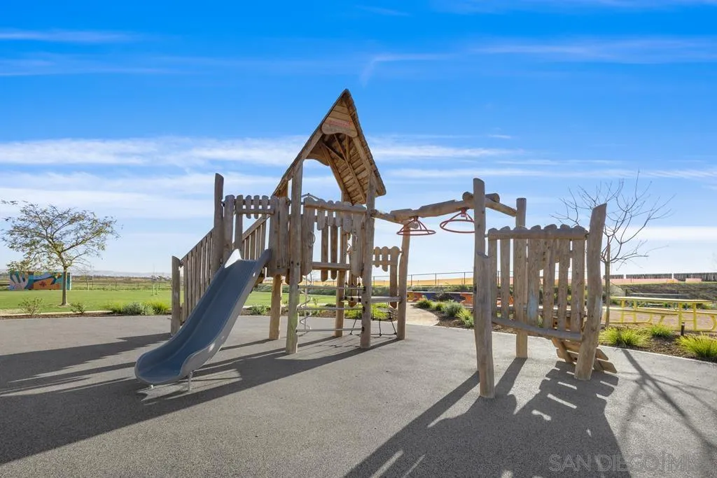 https://cdn.realtyfeed.com/cdn/127/250036756/a9fb0a7662d9b3d0830e10808e277d78.webp
