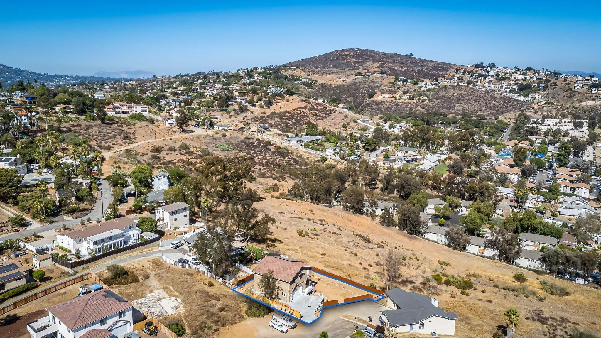 https://cdn.realtyfeed.com/cdn/127/250036761/cdd5f5cbe78d2ebfa814e24b98c512b3.webp