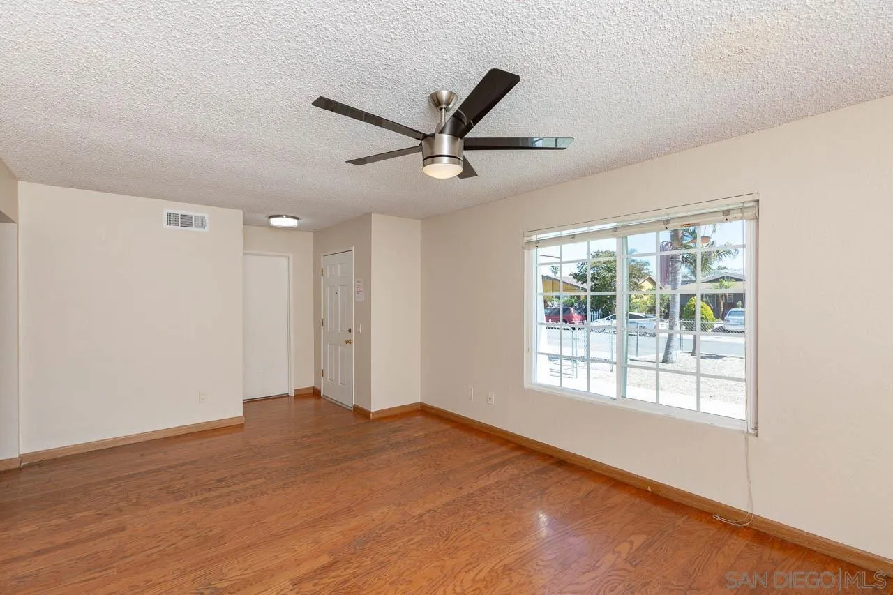 https://cdn.realtyfeed.com/cdn/127/250036766/3848cbf228d4751d0532887037d7d5d5.webp