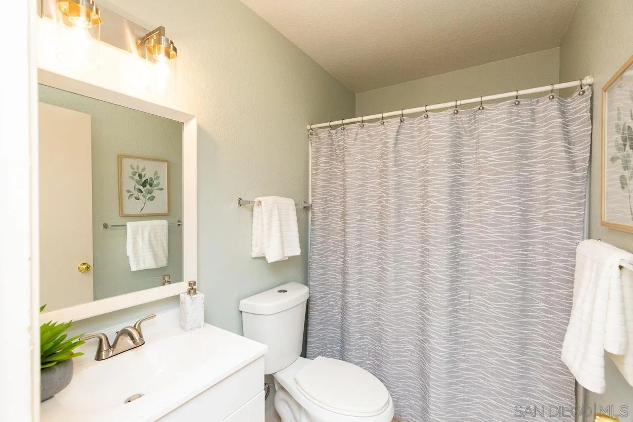 https://cdn.realtyfeed.com/cdn/127/250036766/465f0f603cda09bbc294455d2b4dccbd.webp
