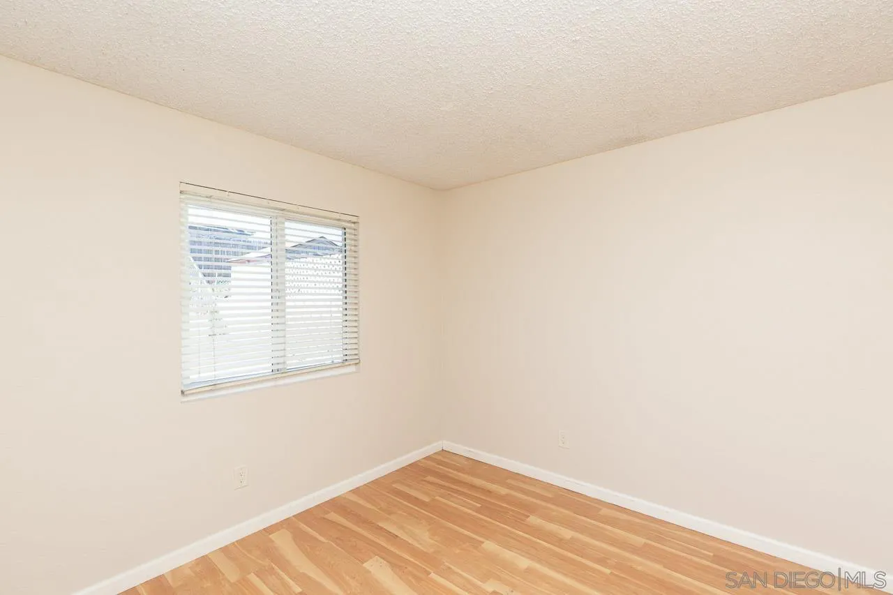 https://cdn.realtyfeed.com/cdn/127/250036766/8f165f6a350e59a04dd772c9cf43bbbd.webp