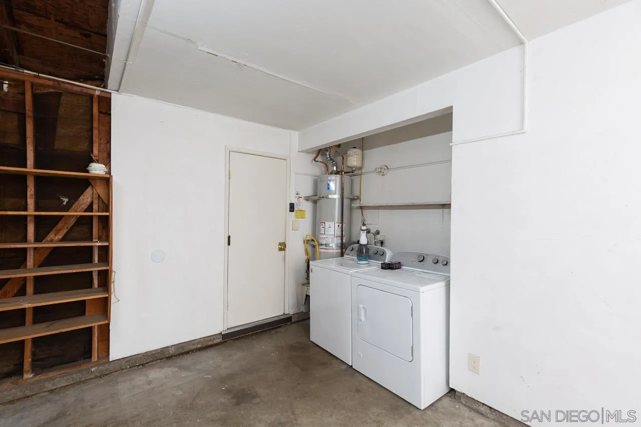 https://cdn.realtyfeed.com/cdn/127/250036766/9b1cb404baa2ec2505952e023bacbfb7.webp
