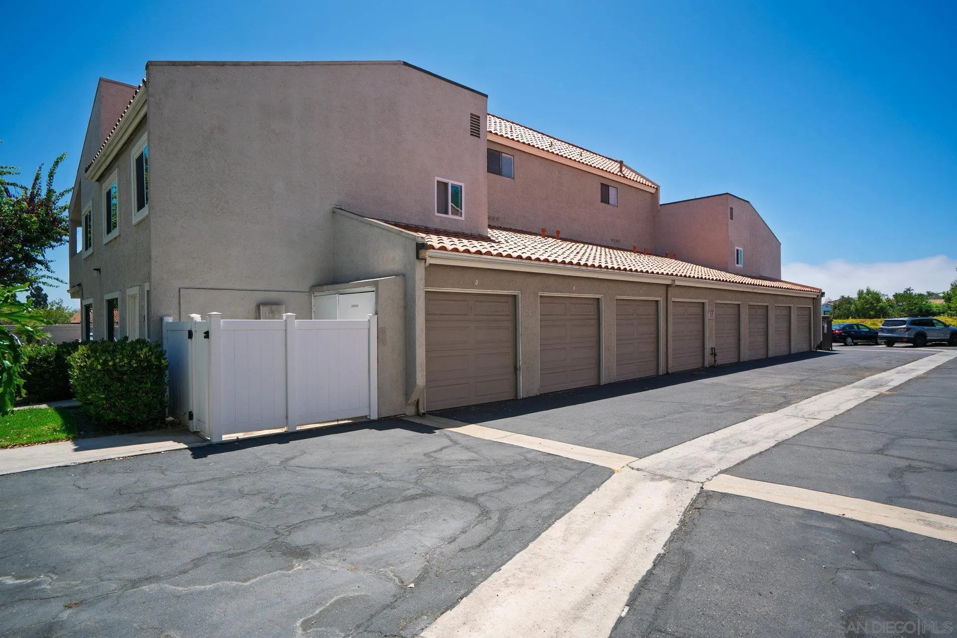 https://cdn.realtyfeed.com/cdn/127/250036770/77c8b12dd513d70a98020c0c32ad4e21.webp