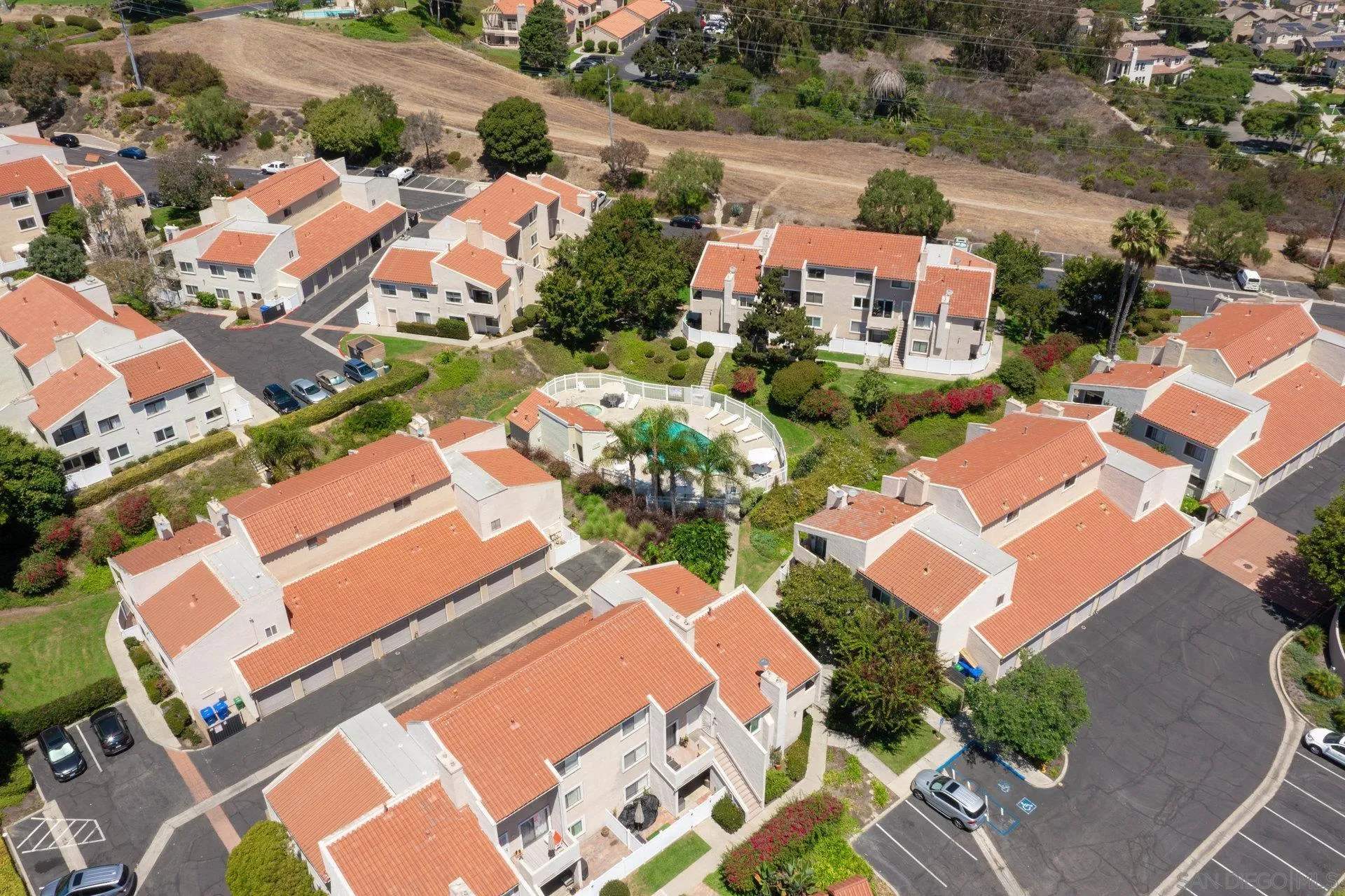 https://cdn.realtyfeed.com/cdn/127/250036770/b2a8b77b9c427bfce1e3cb4294d4c463.webp