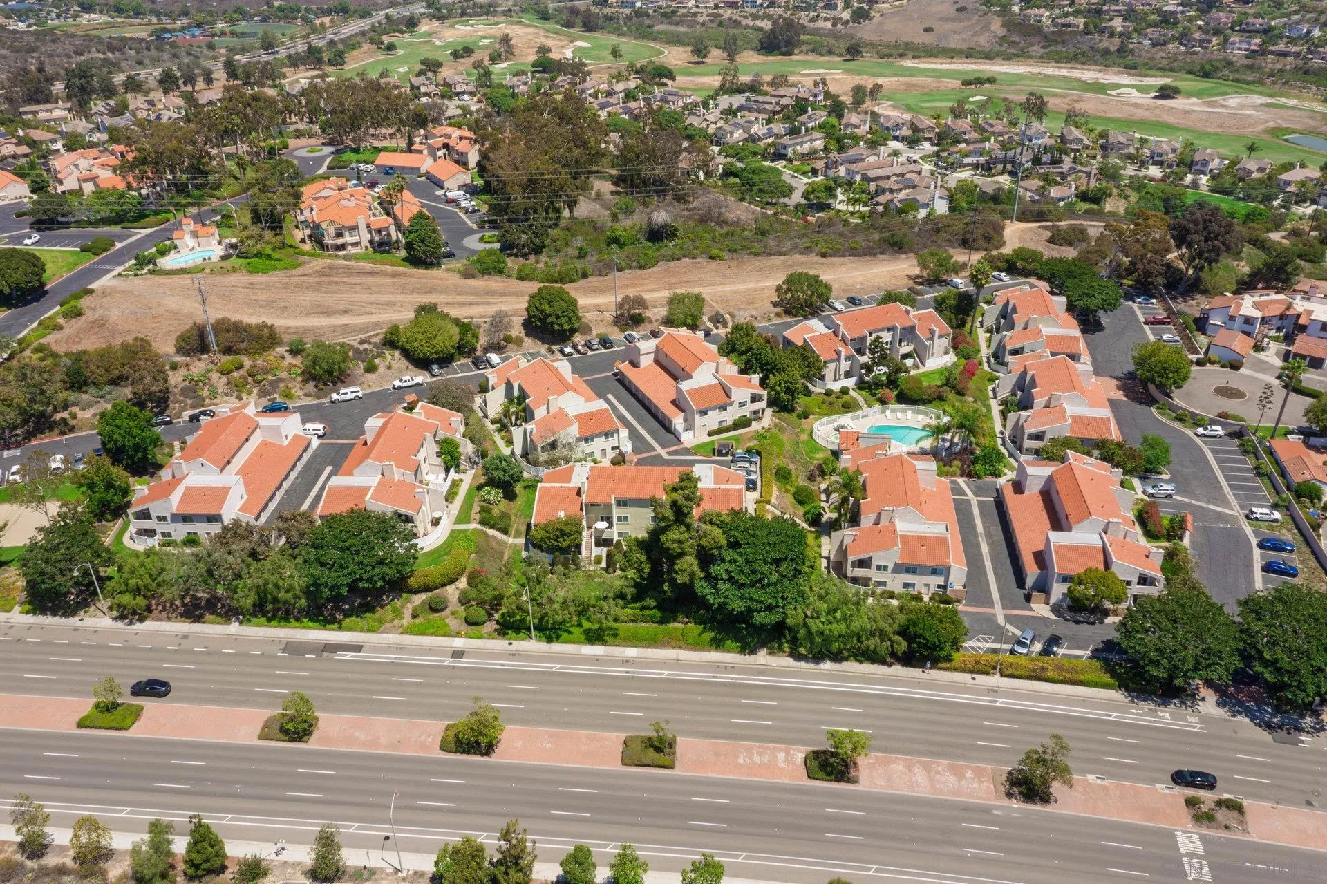 https://cdn.realtyfeed.com/cdn/127/250036770/ed7470fa50bbb58936f14845e51594cb.webp