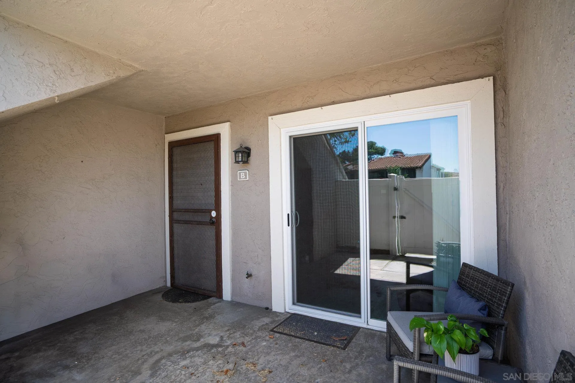 https://cdn.realtyfeed.com/cdn/127/250036770/f9868a0eec6e430d5f1c97dce96886b3.webp