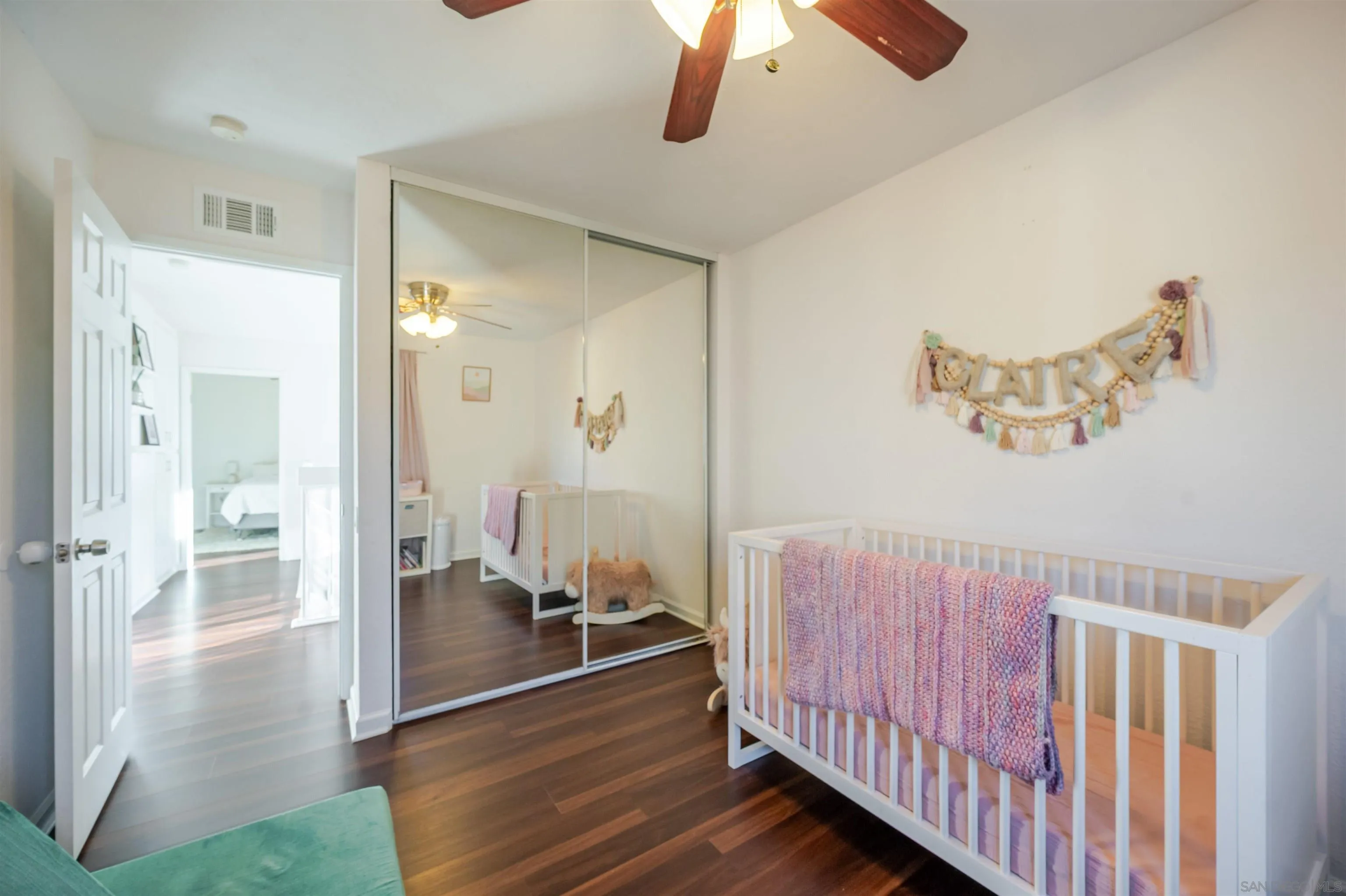 https://cdn.realtyfeed.com/cdn/127/250036773/69eaaffb4b7b4f3e63732d50e5e7cf4e.webp