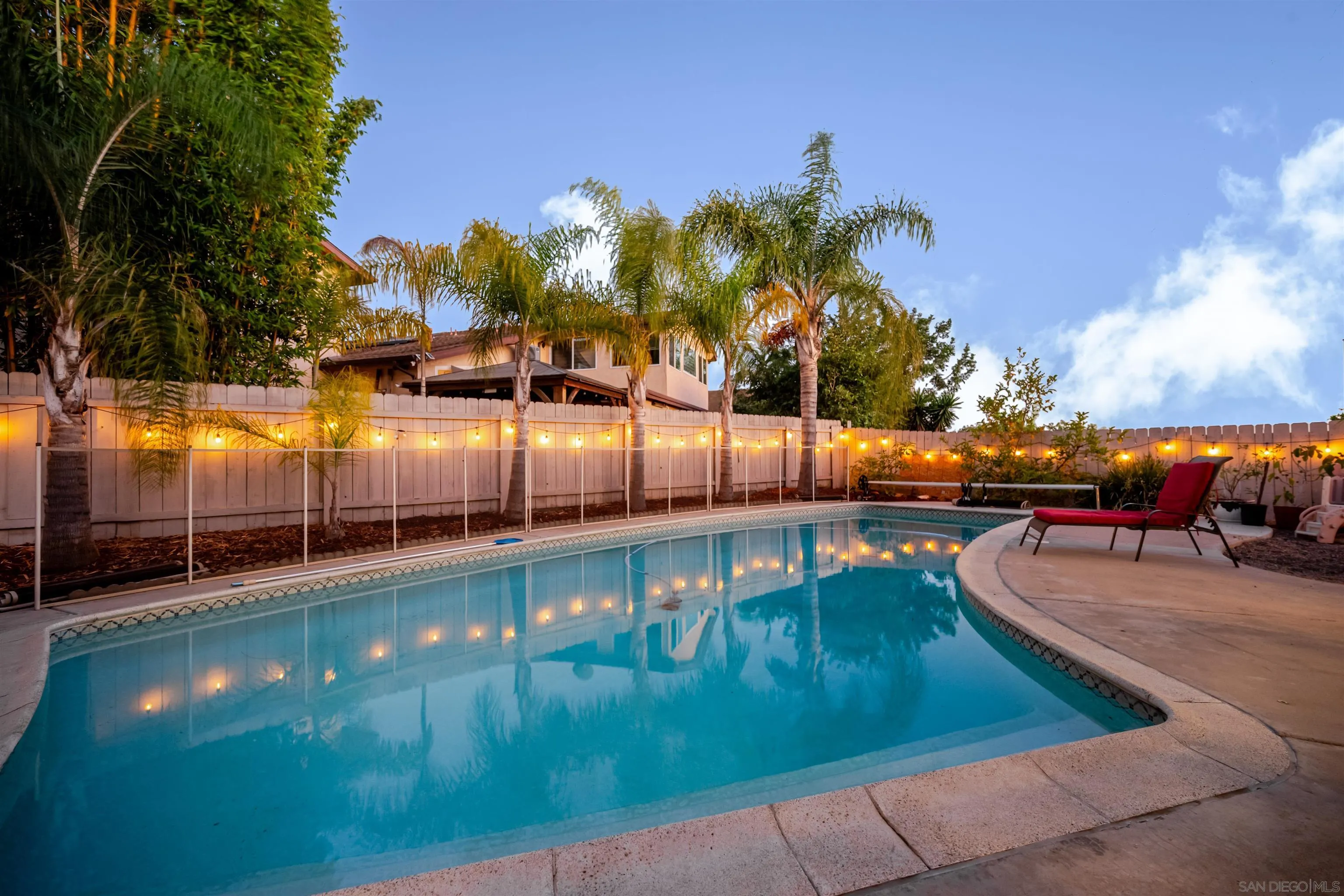 https://cdn.realtyfeed.com/cdn/127/250036773/b1e7f6f2c73175f85294d8b7625d4056.webp