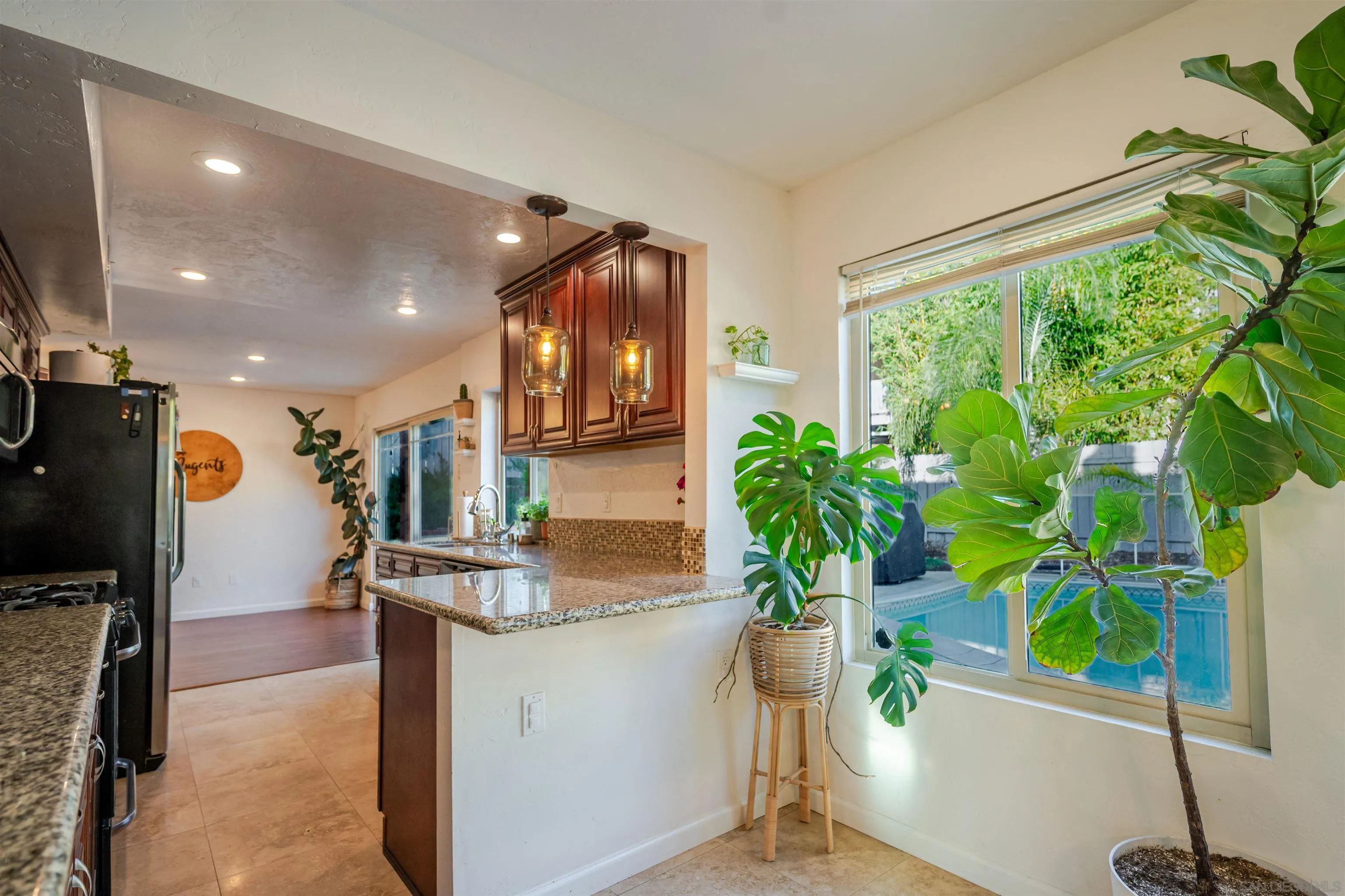 https://cdn.realtyfeed.com/cdn/127/250036773/c22dea7864caa77c6fd5a409e7b07aa3.webp