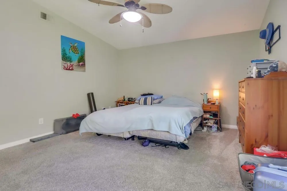 https://cdn.realtyfeed.com/cdn/127/250036774/0010c93e295a48ee7fbb054a666f0003.webp
